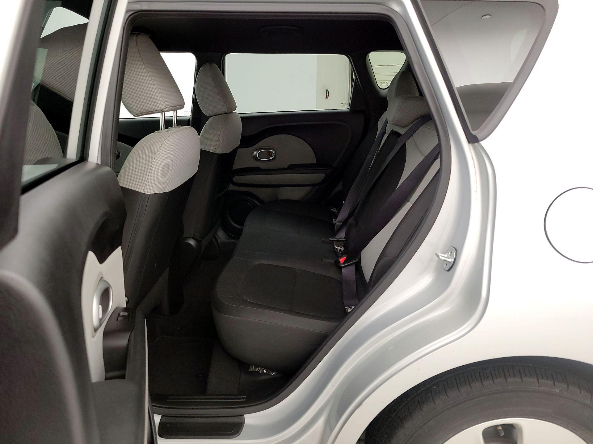 Thumbnail: 2014 Kia Soul - 18