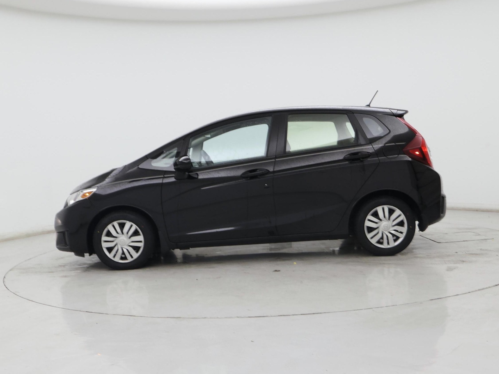 2016 Honda Fit LX - Photo 4