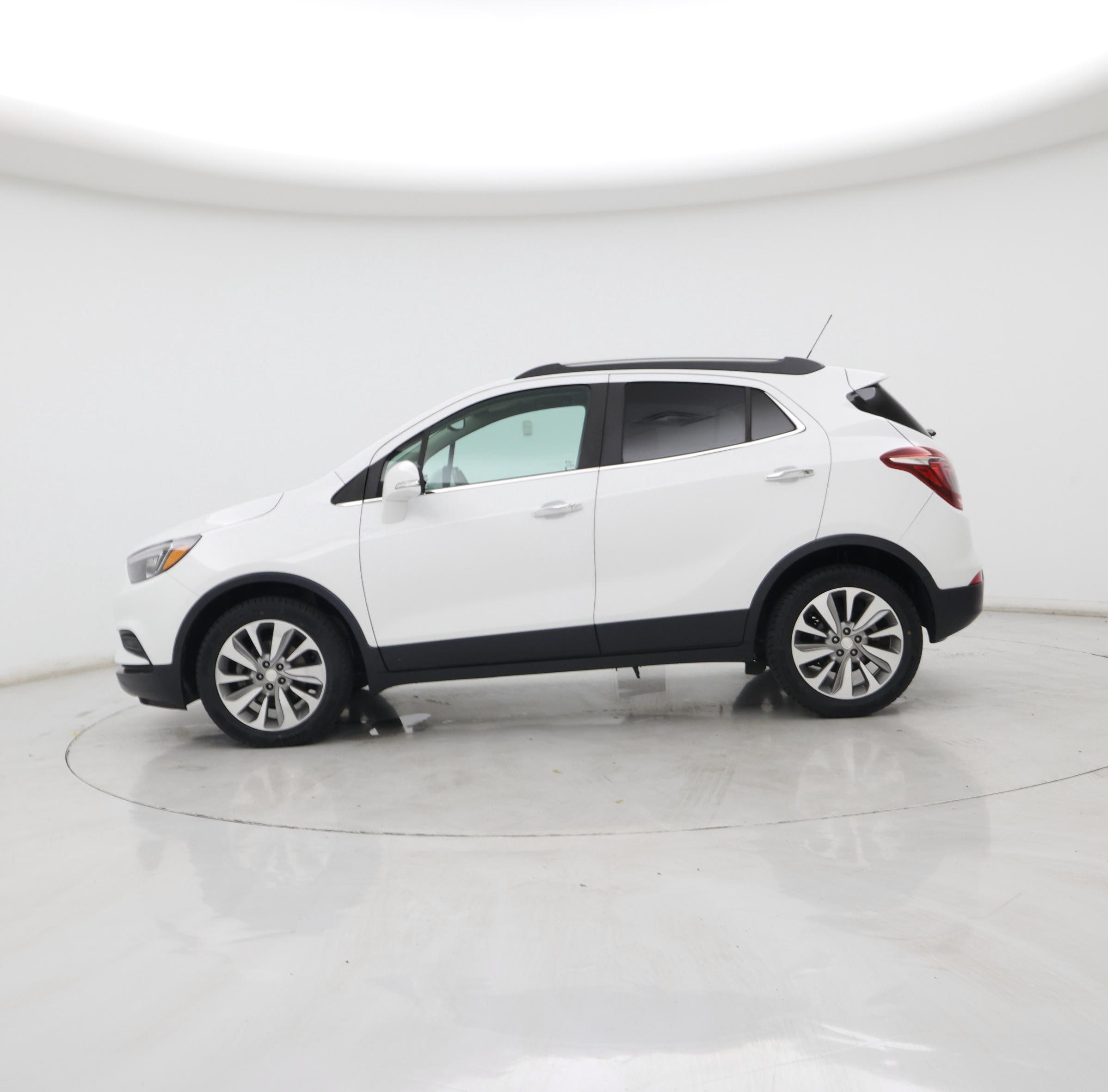 Thumbnail: 2019 Buick Encore - 3