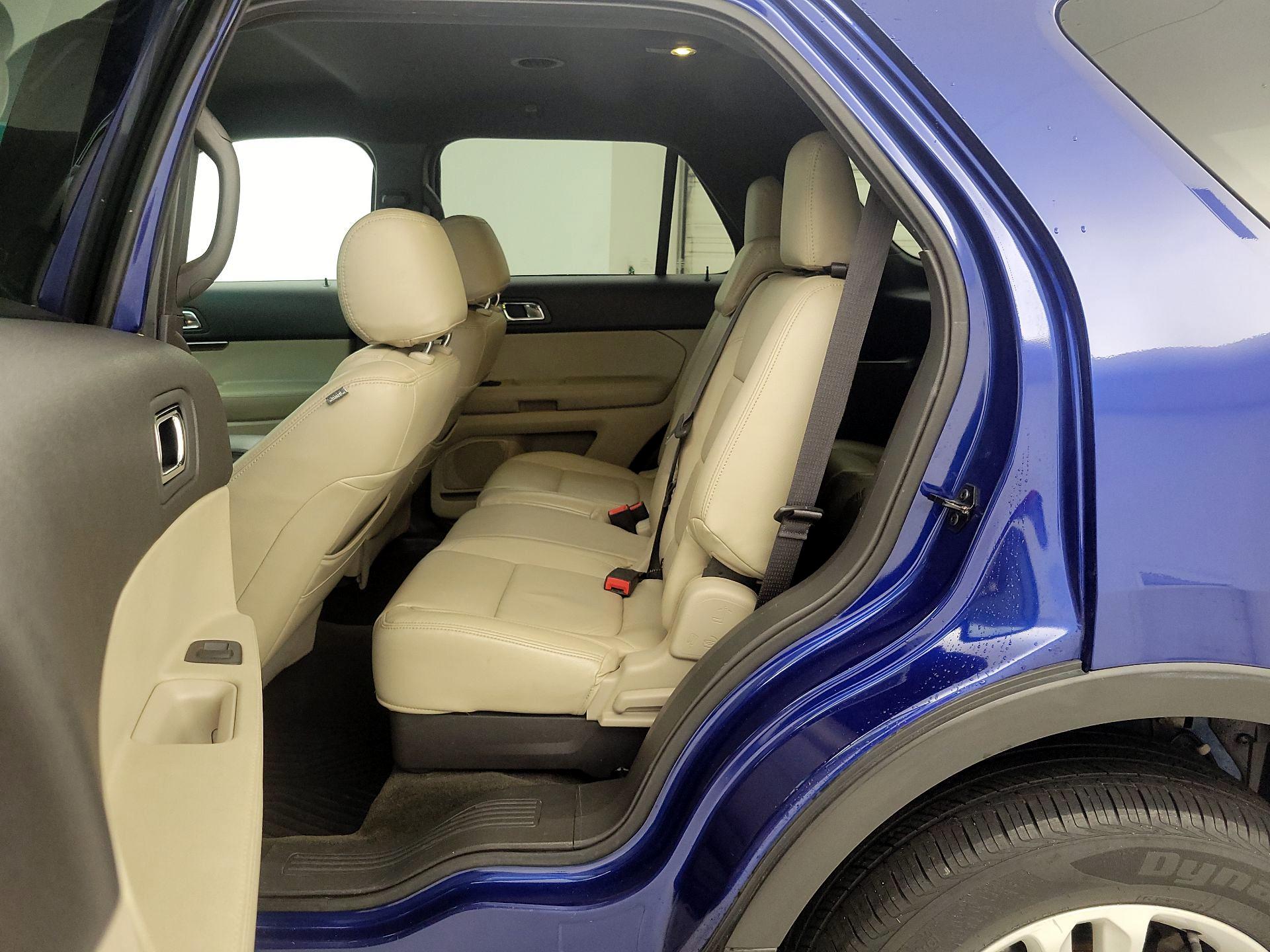 Thumbnail: 2015 Ford Explorer - 18