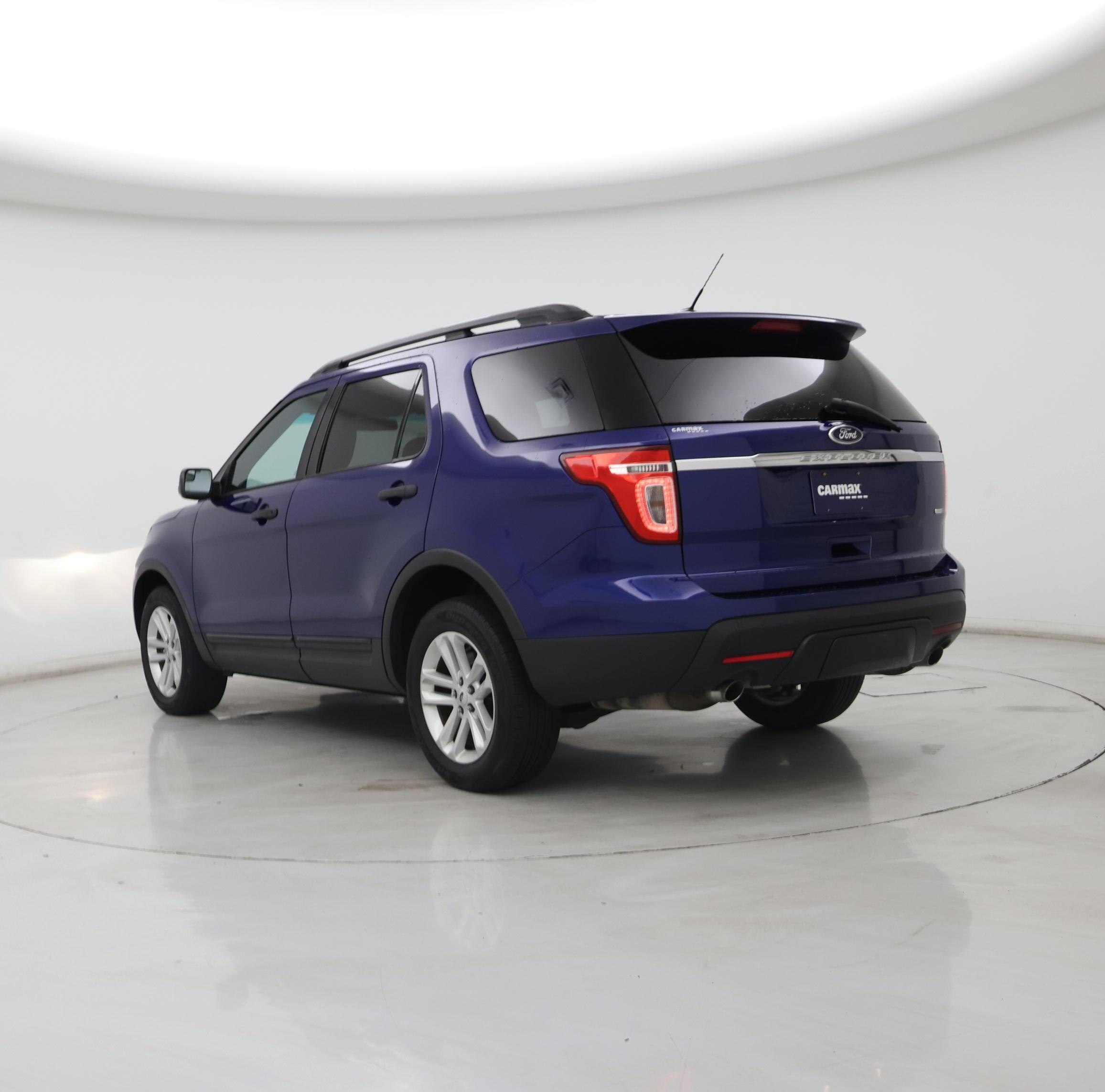Thumbnail: 2015 Ford Explorer - 2