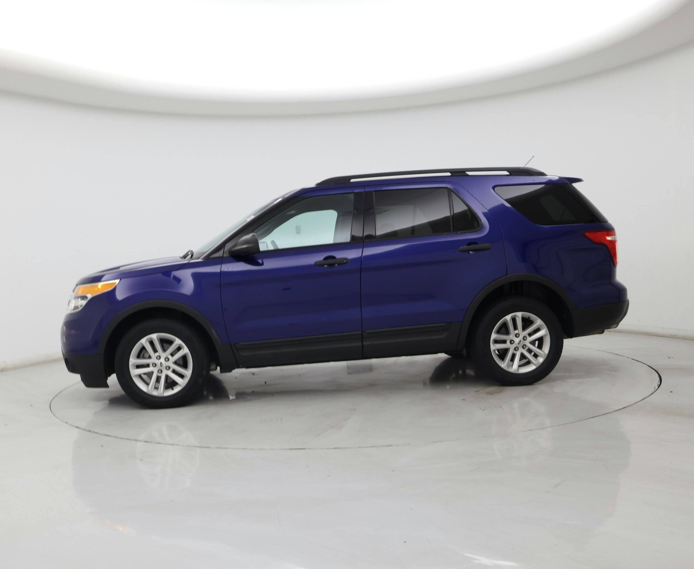 Thumbnail: 2015 Ford Explorer - 3