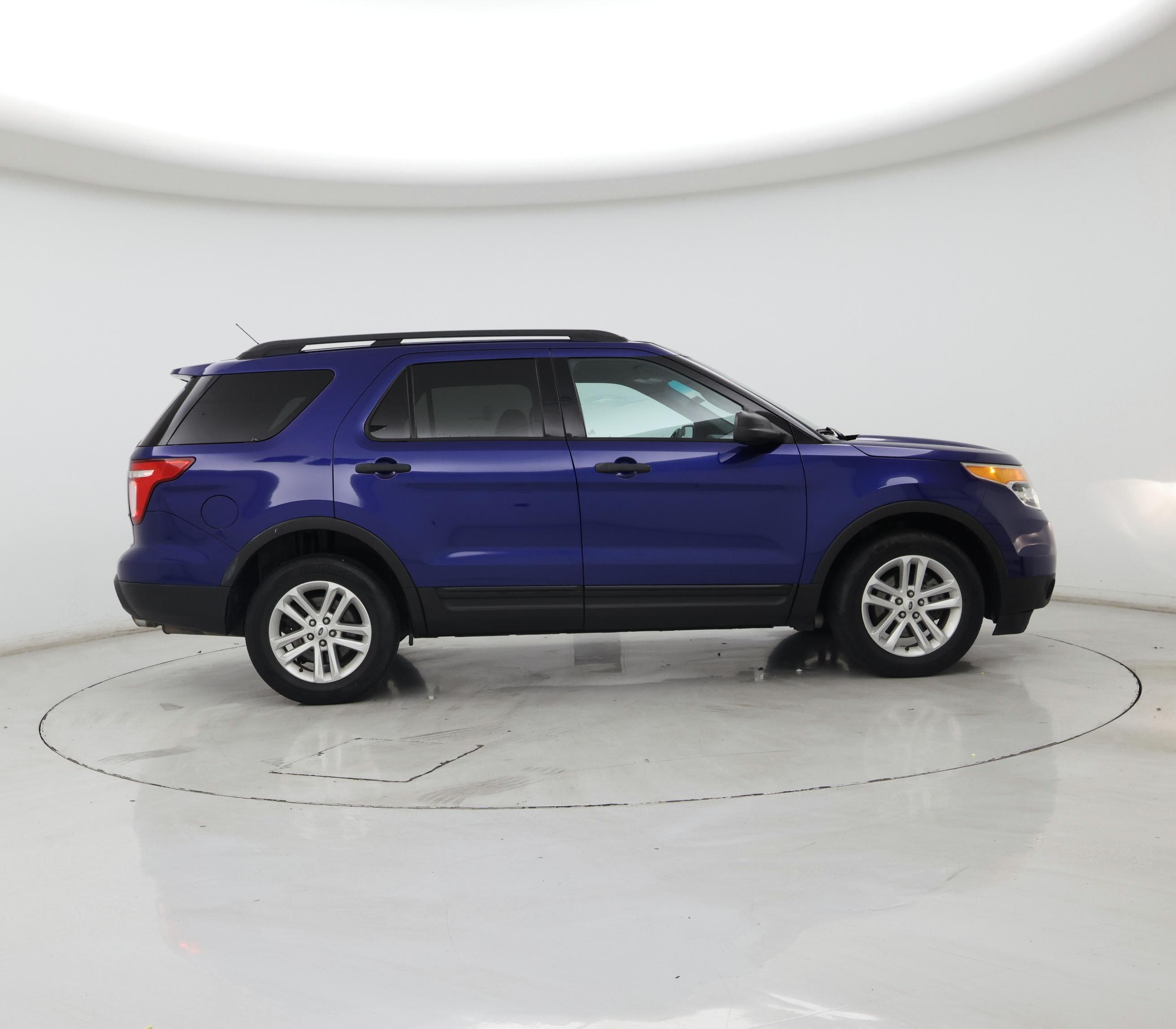 Thumbnail: 2015 Ford Explorer - 7
