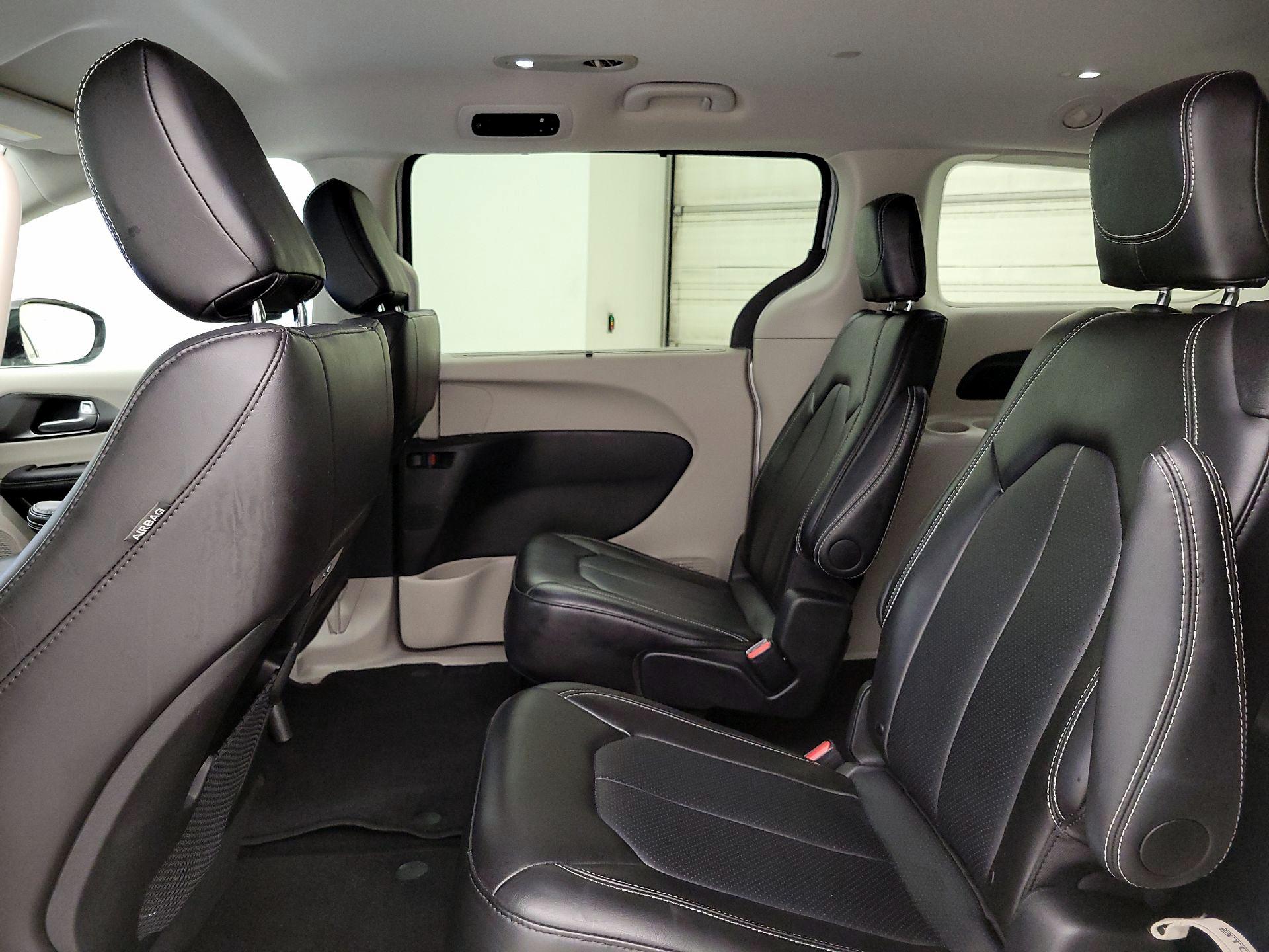 Thumbnail: 2024 Chrysler Pacifica - 19