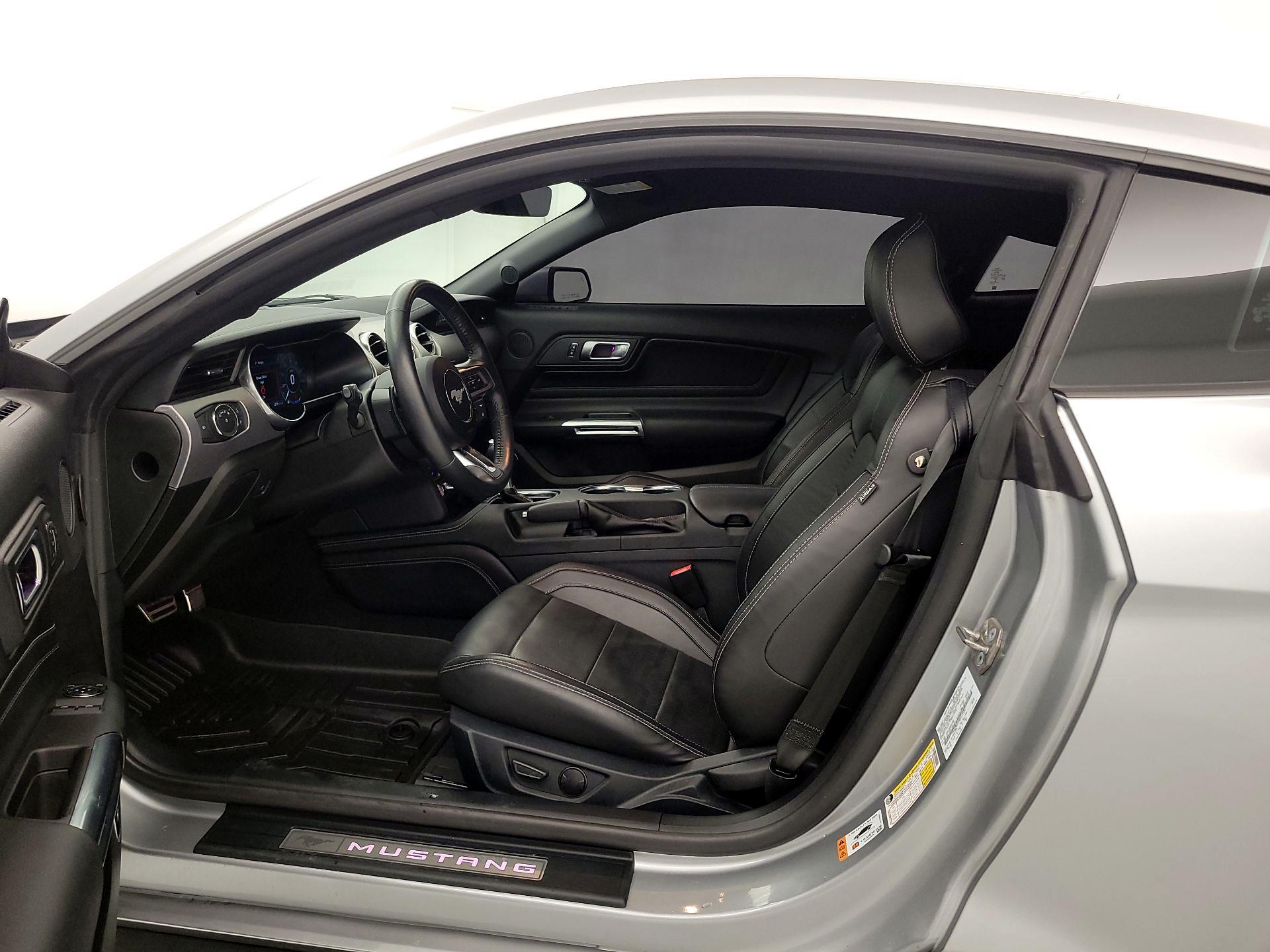 Thumbnail: 2022 Ford Mustang - 11