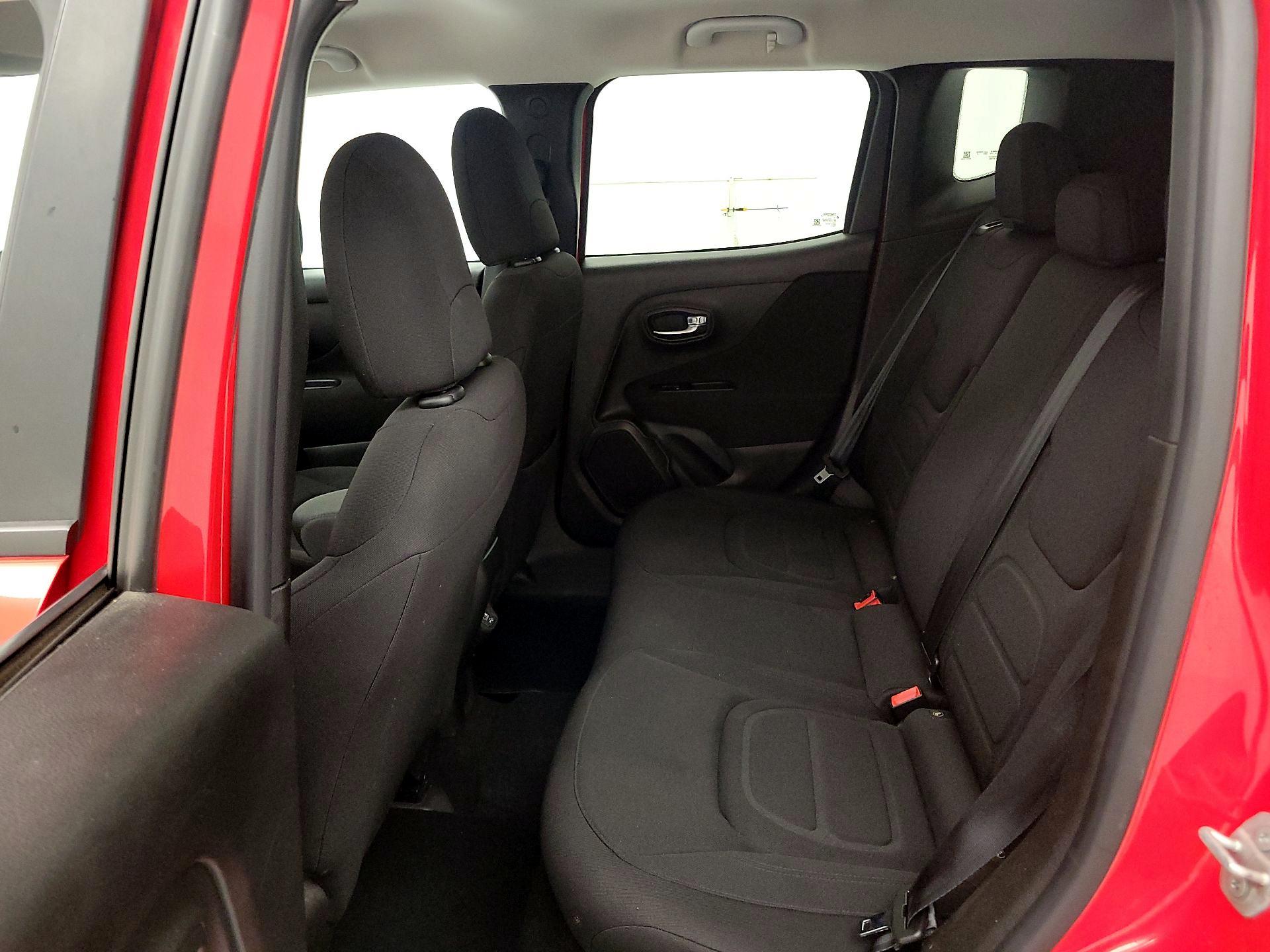 Thumbnail: 2021 Jeep Renegade - 19