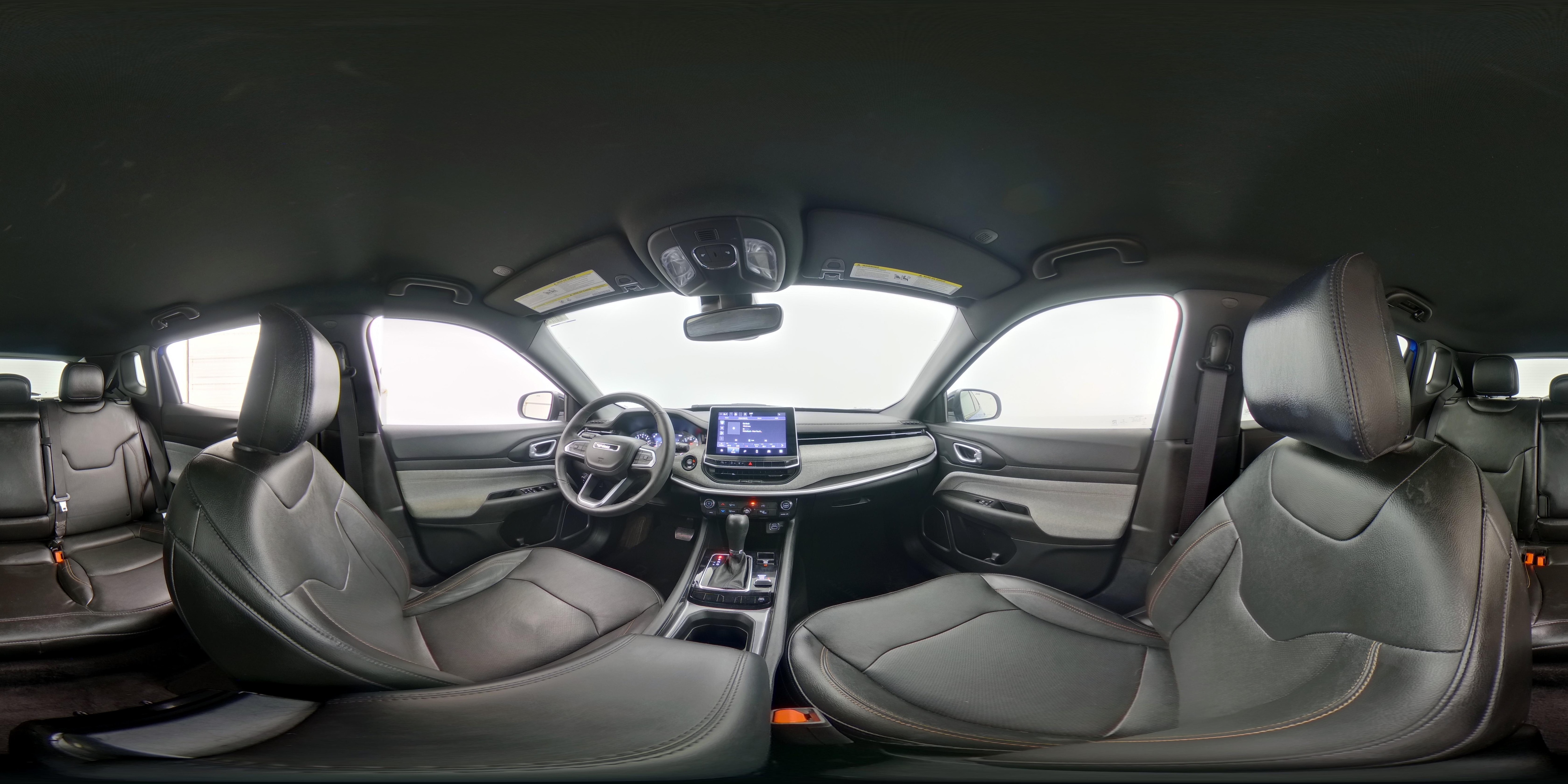 2023 Jeep Compass Latitude Lux - Photo 24