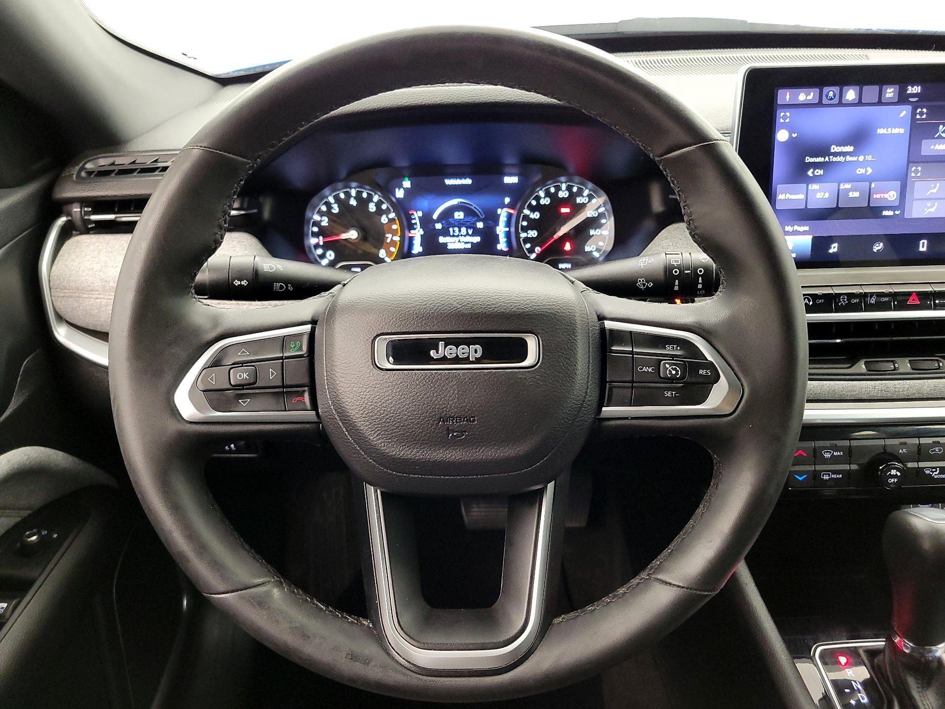 Thumbnail: 2023 Jeep Compass - 10
