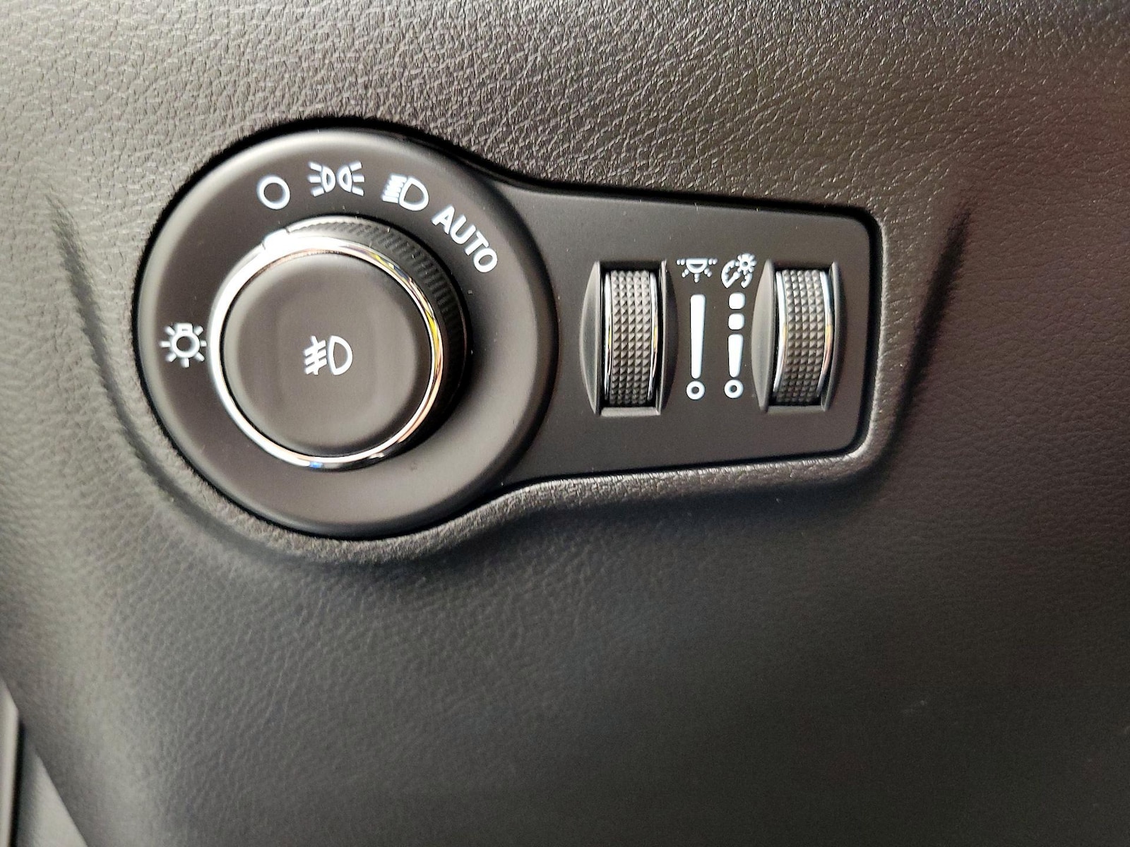 2023 Jeep Compass Latitude Lux - Photo 14