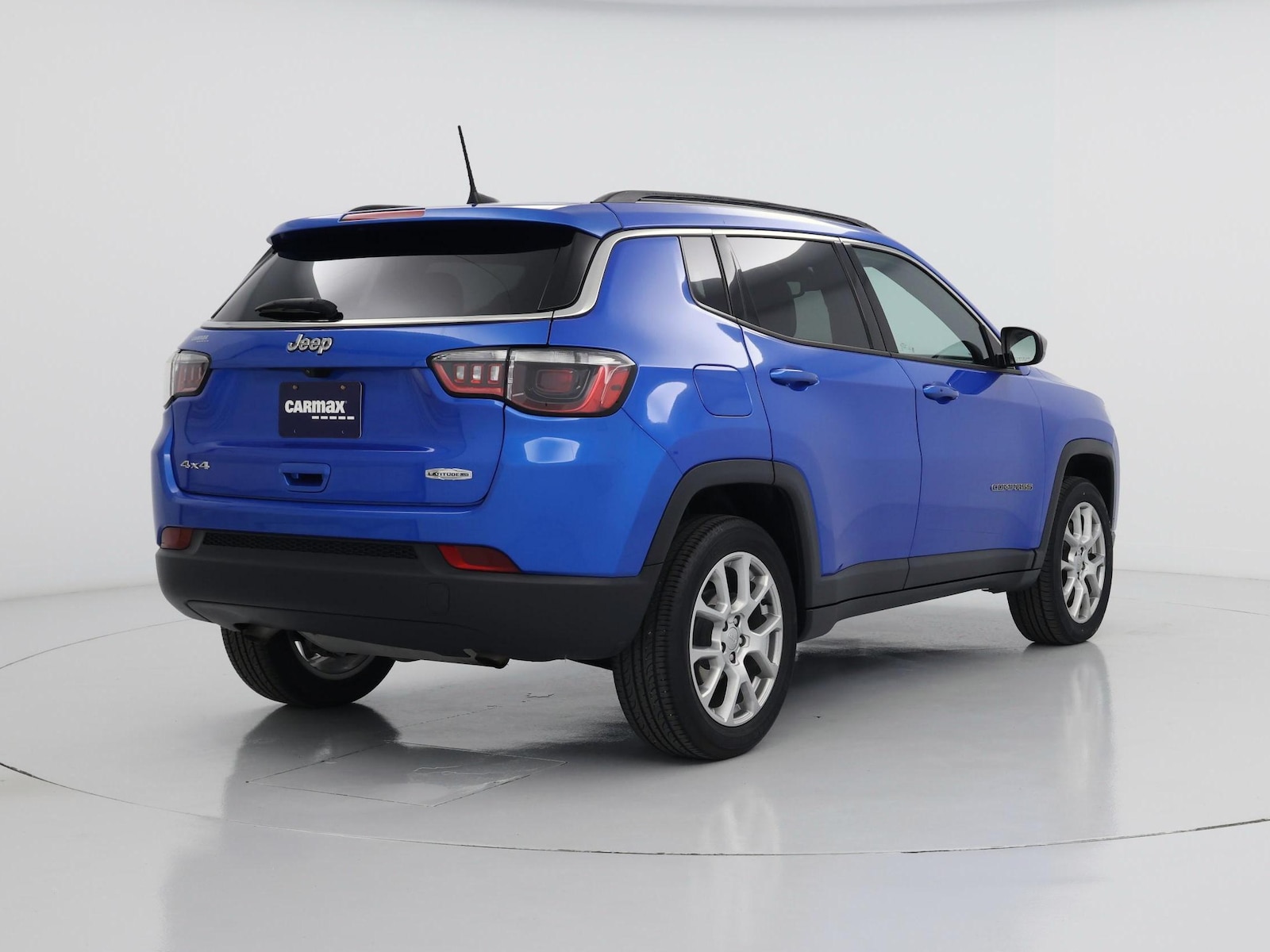 2023 Jeep Compass Latitude Lux - Photo 9