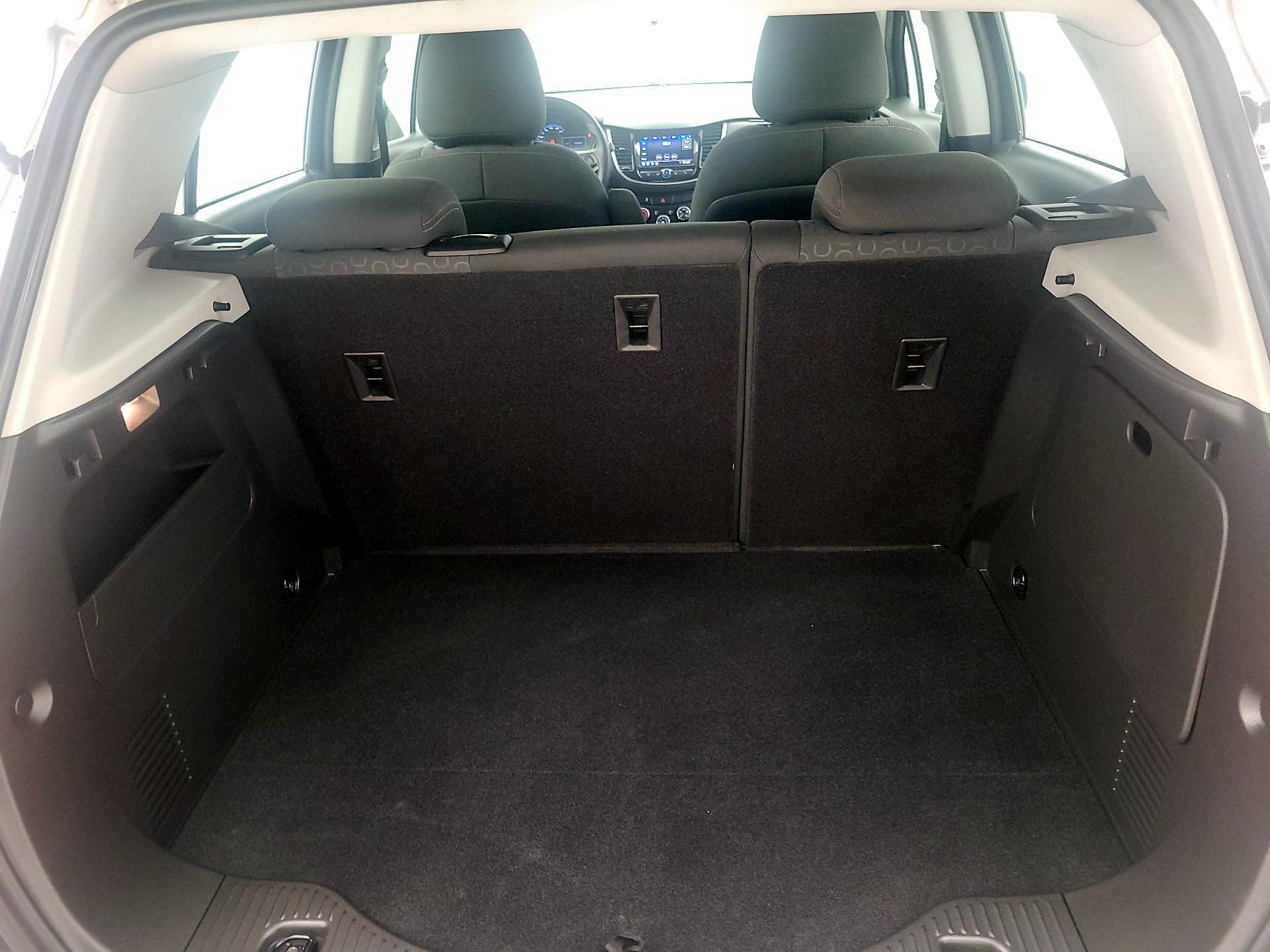 Thumbnail: 2021 Chevrolet Trax - 20