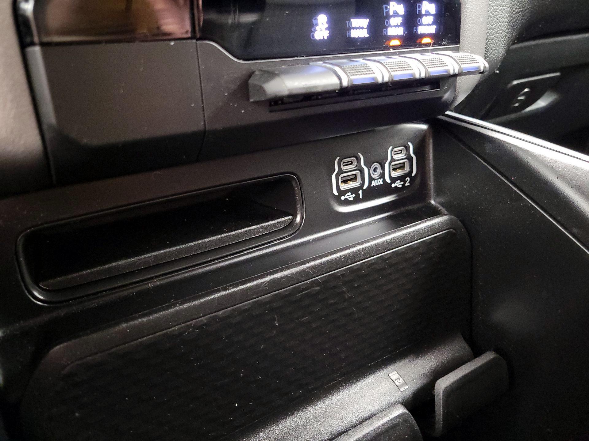 Thumbnail: 2022 RAM 1500 - 18