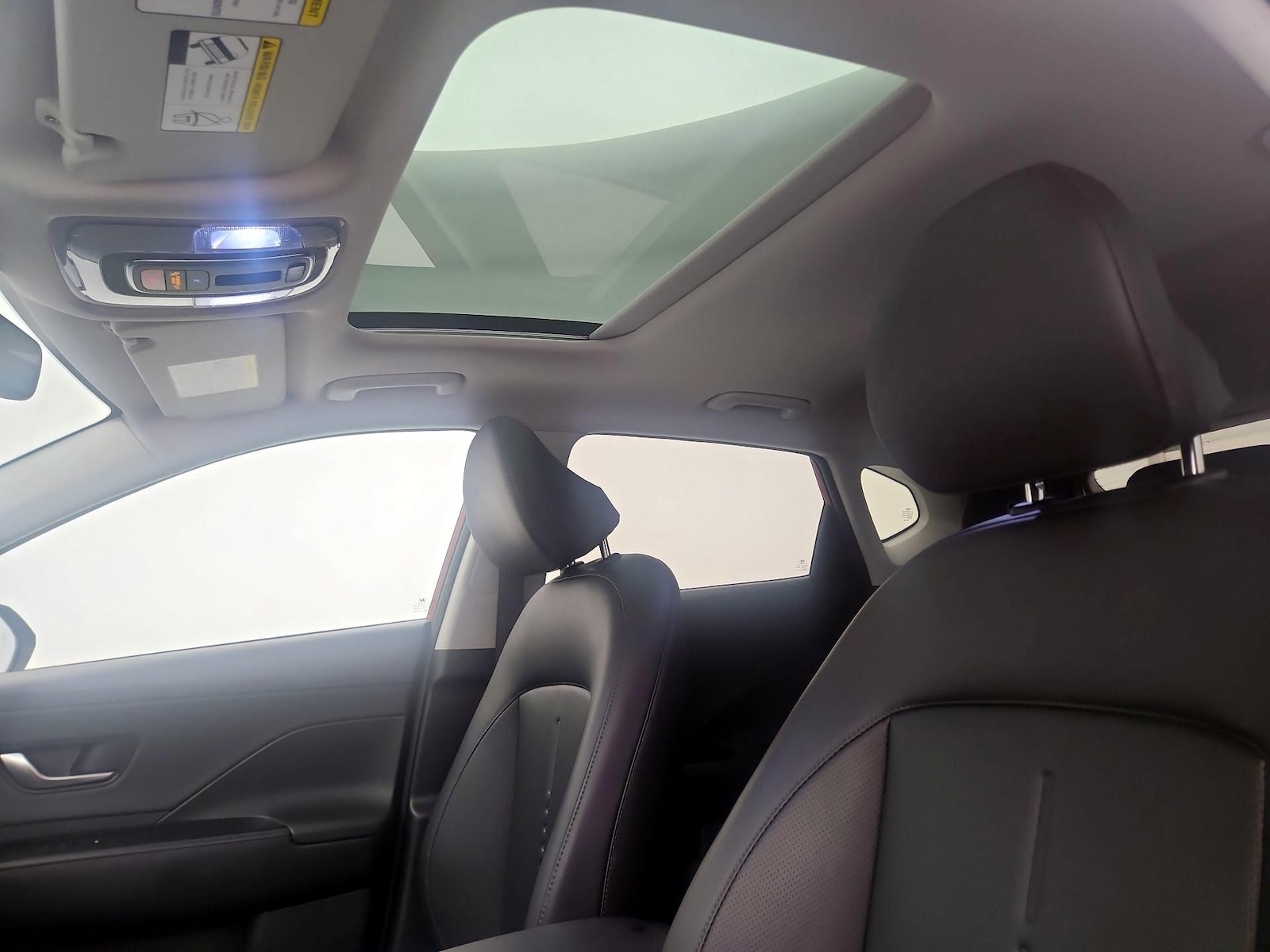 Sunroof(s) & Overhead Airbags