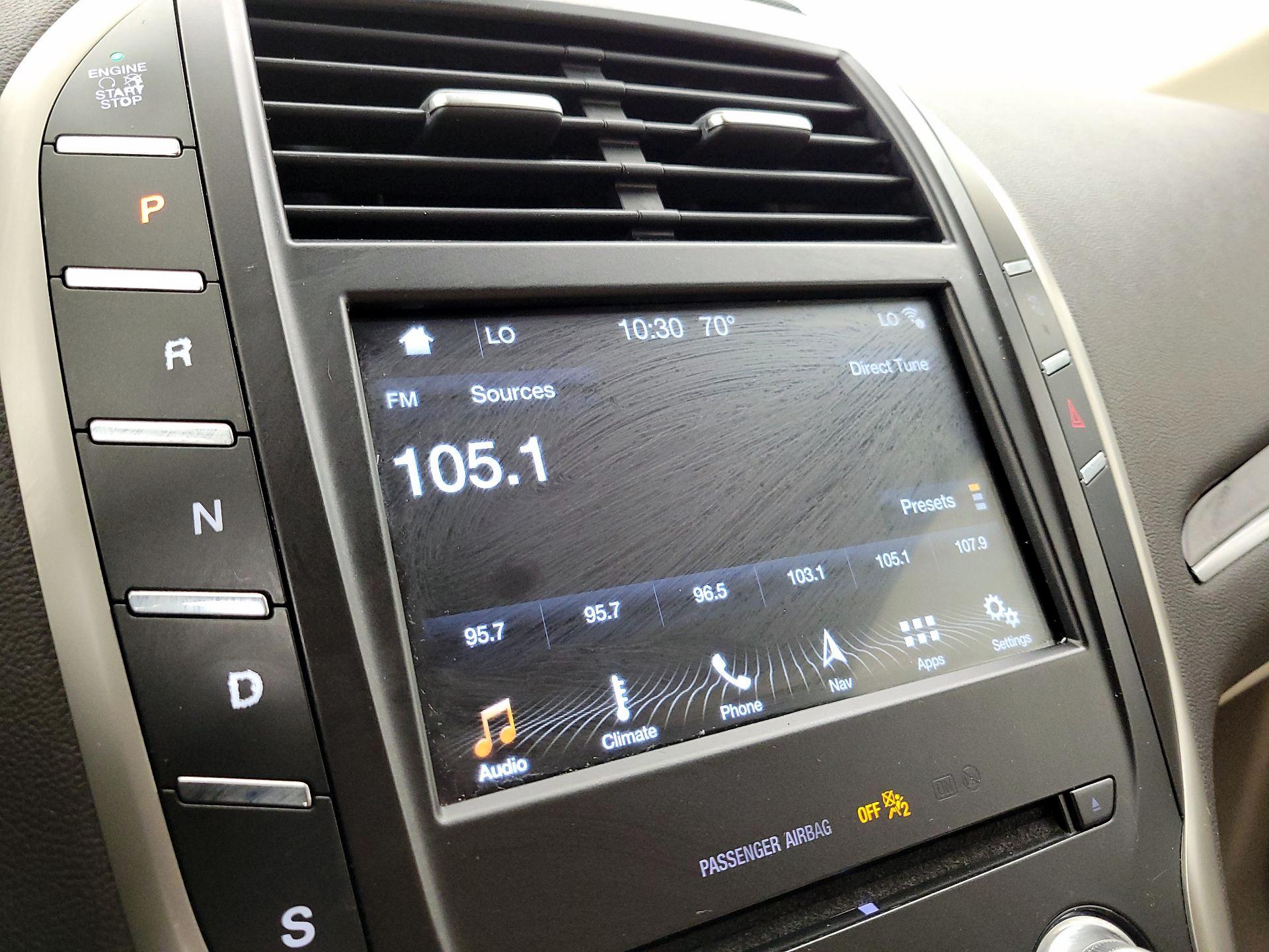 Thumbnail: 2018 Lincoln MKC - 16