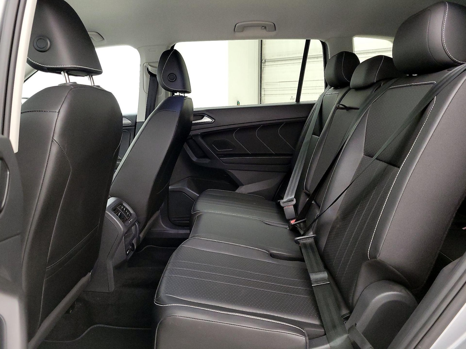 2023 Volkswagen Tiguan SE - Photo 19