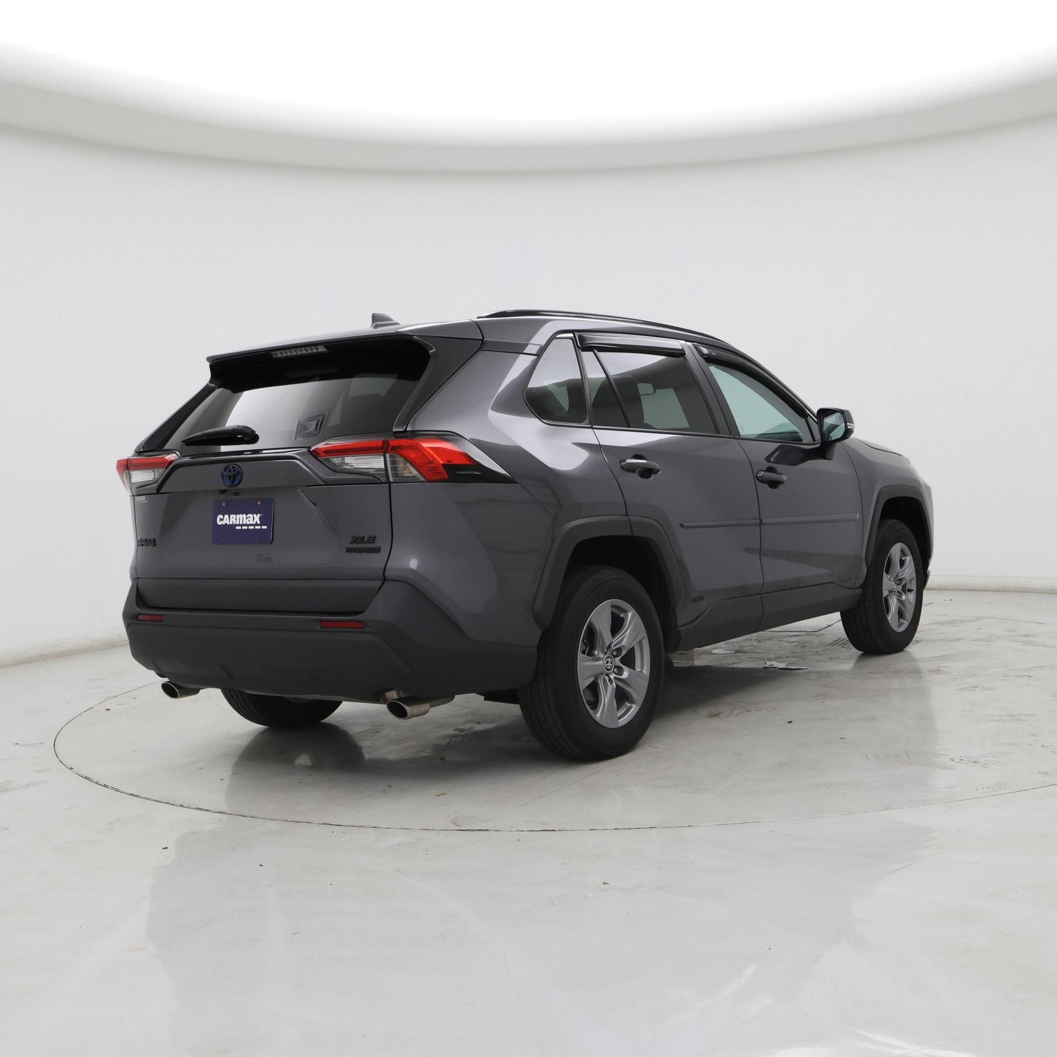 Thumbnail: 2022 Toyota RAV4 - 8