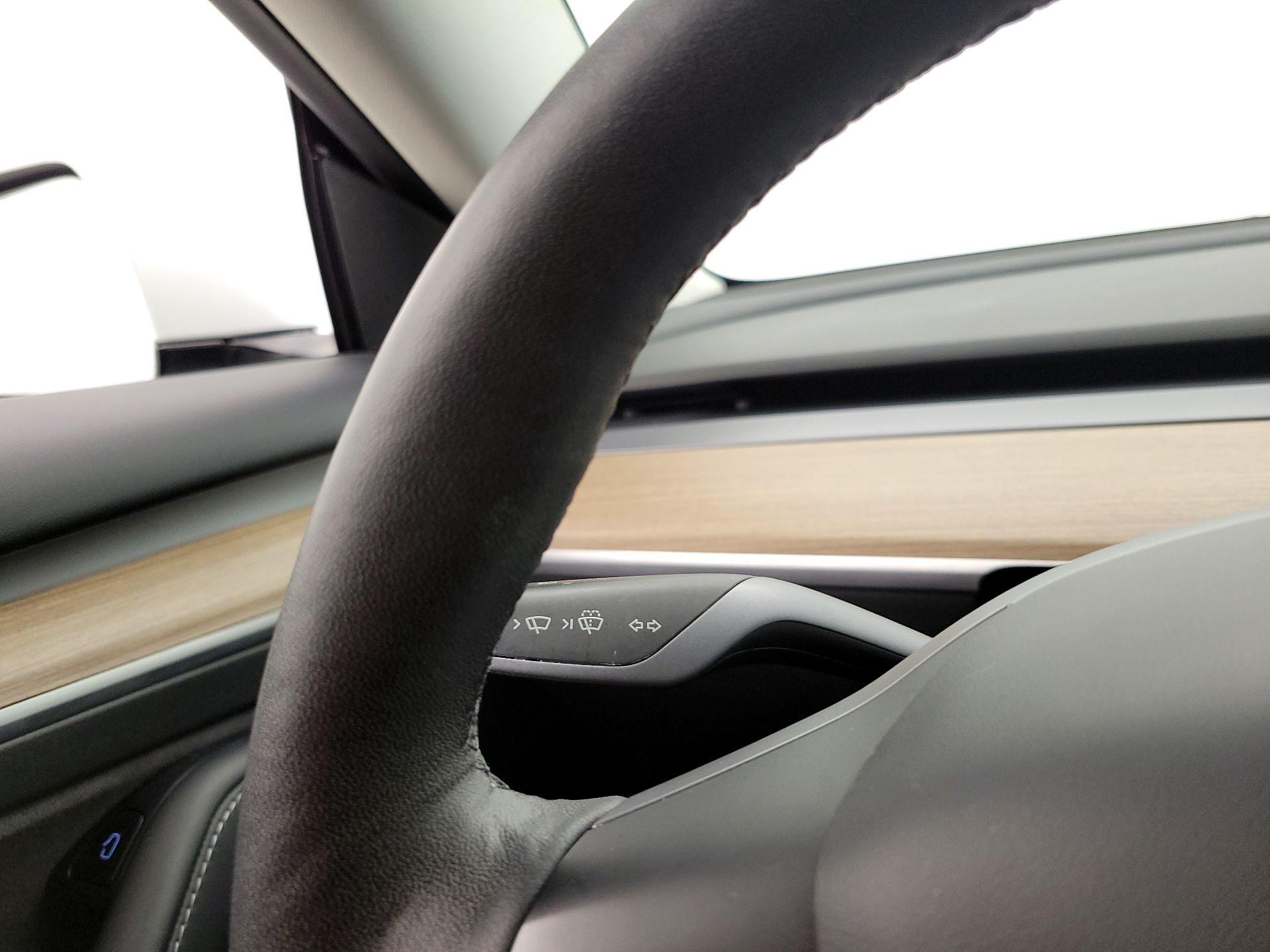Thumbnail: 2023 Tesla Model 3 - 13