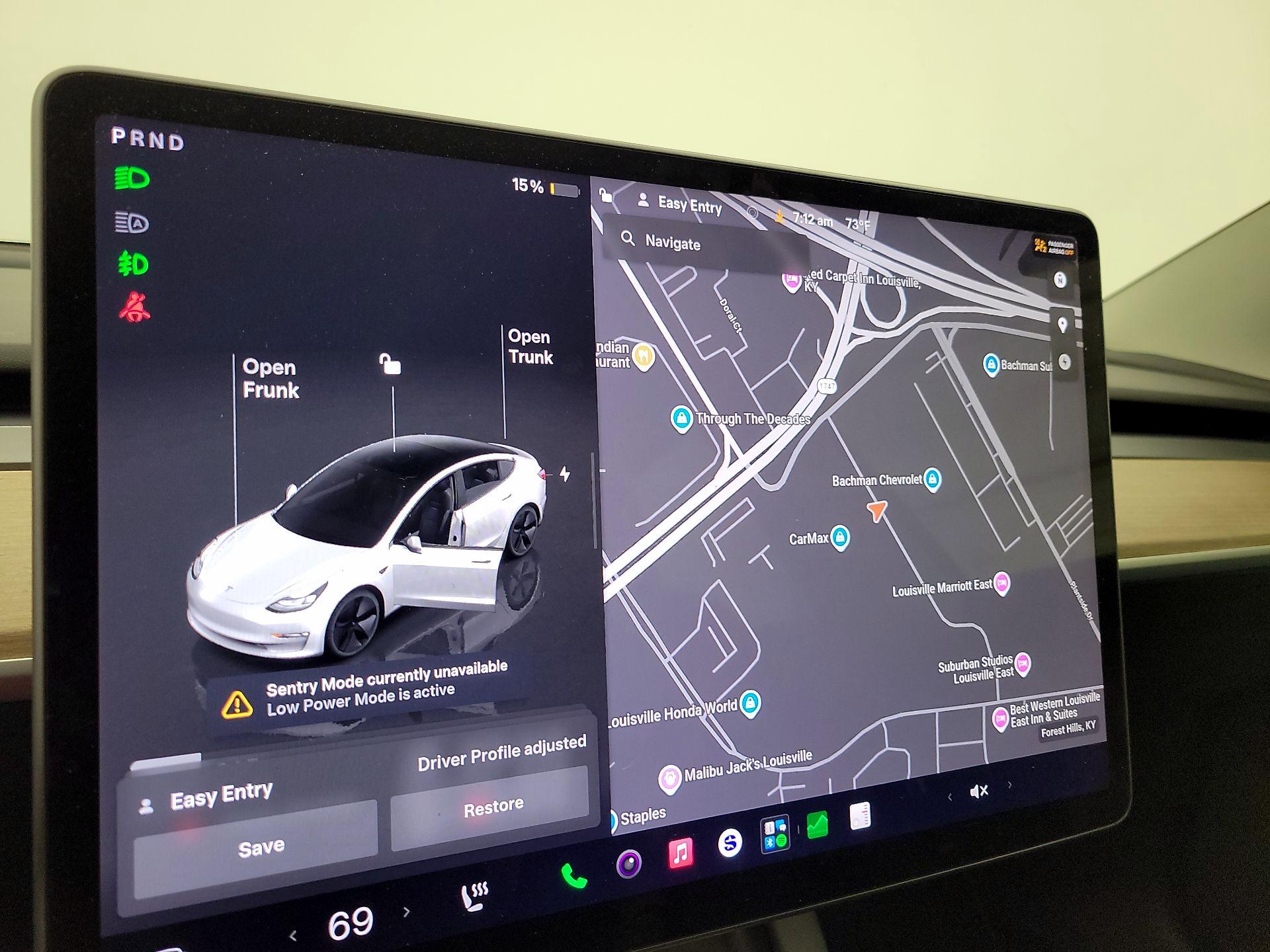 Thumbnail: 2023 Tesla Model 3 - 14