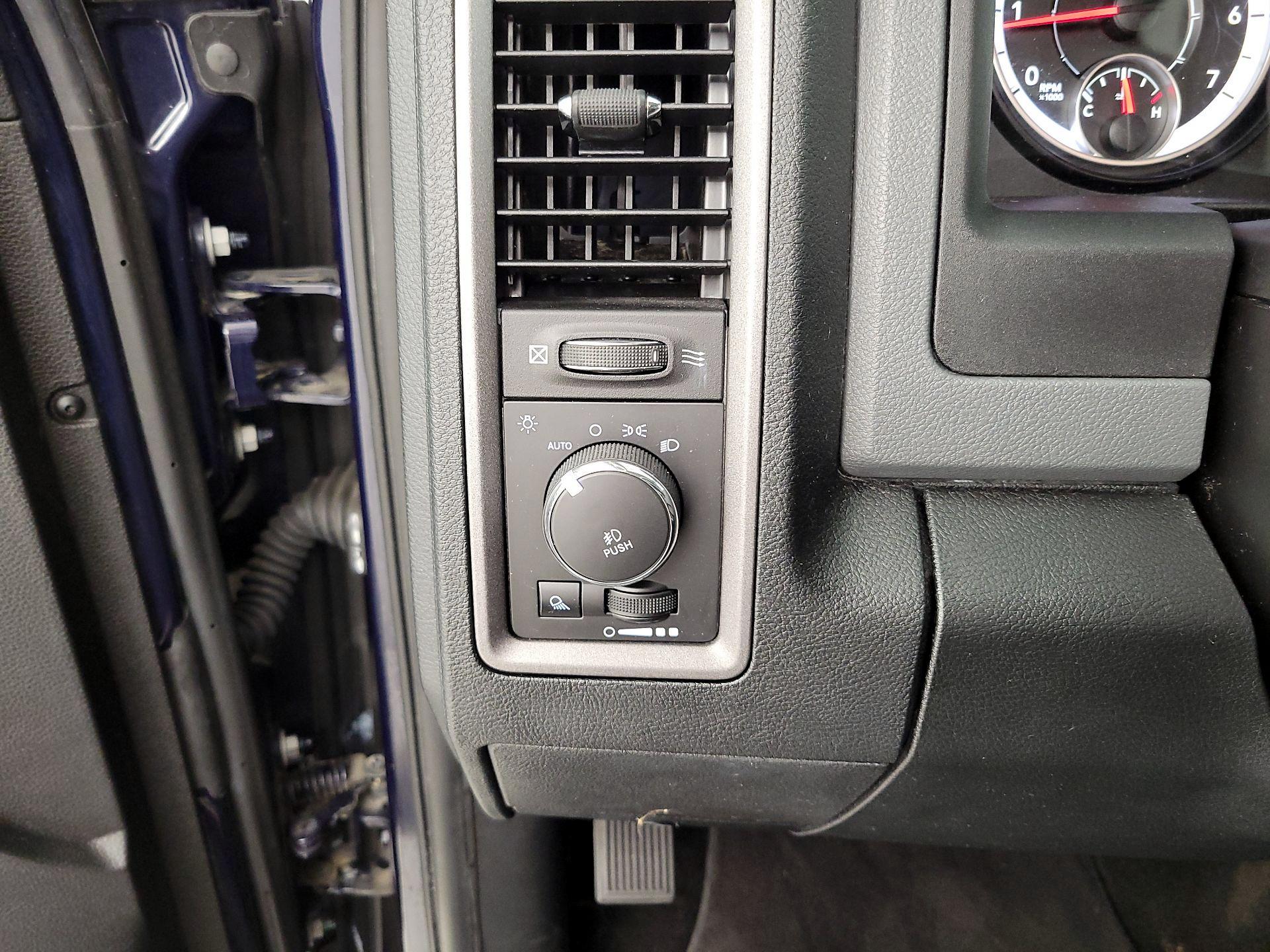 Thumbnail: 2016 RAM 1500 - 13