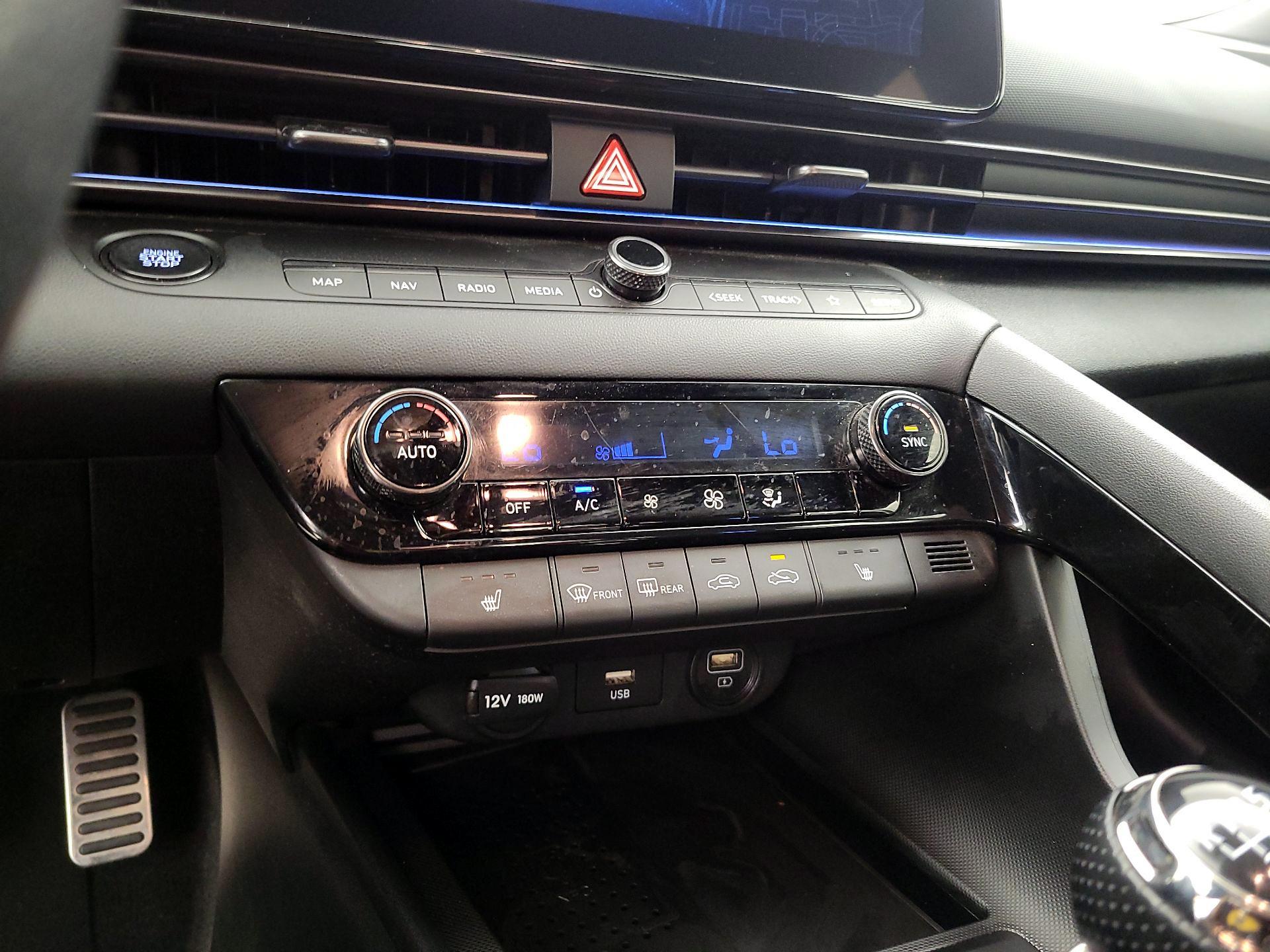 Thumbnail: 2023 Hyundai Elantra - 16