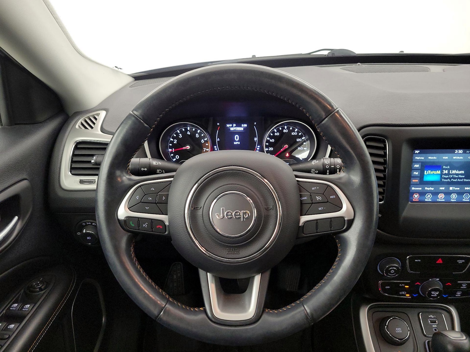 2020 Jeep Compass Latitude - Photo 11