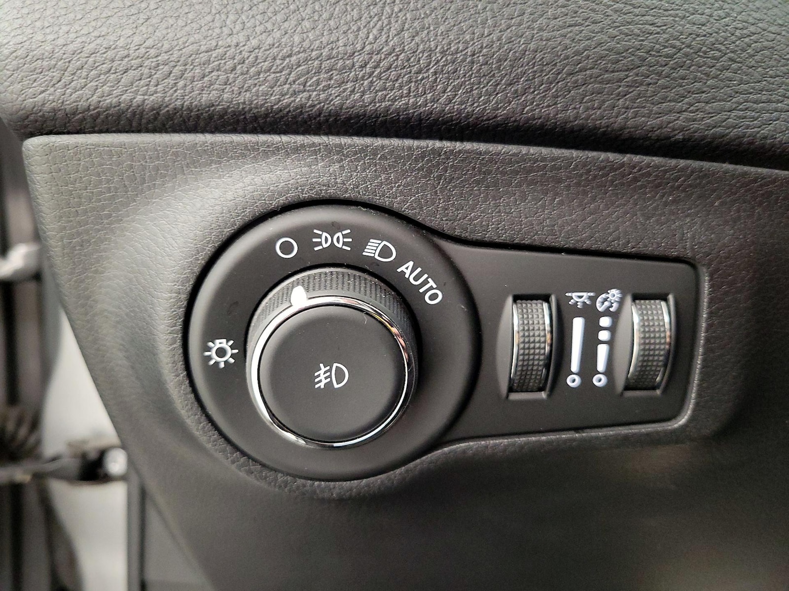 2020 Jeep Compass Latitude - Photo 14