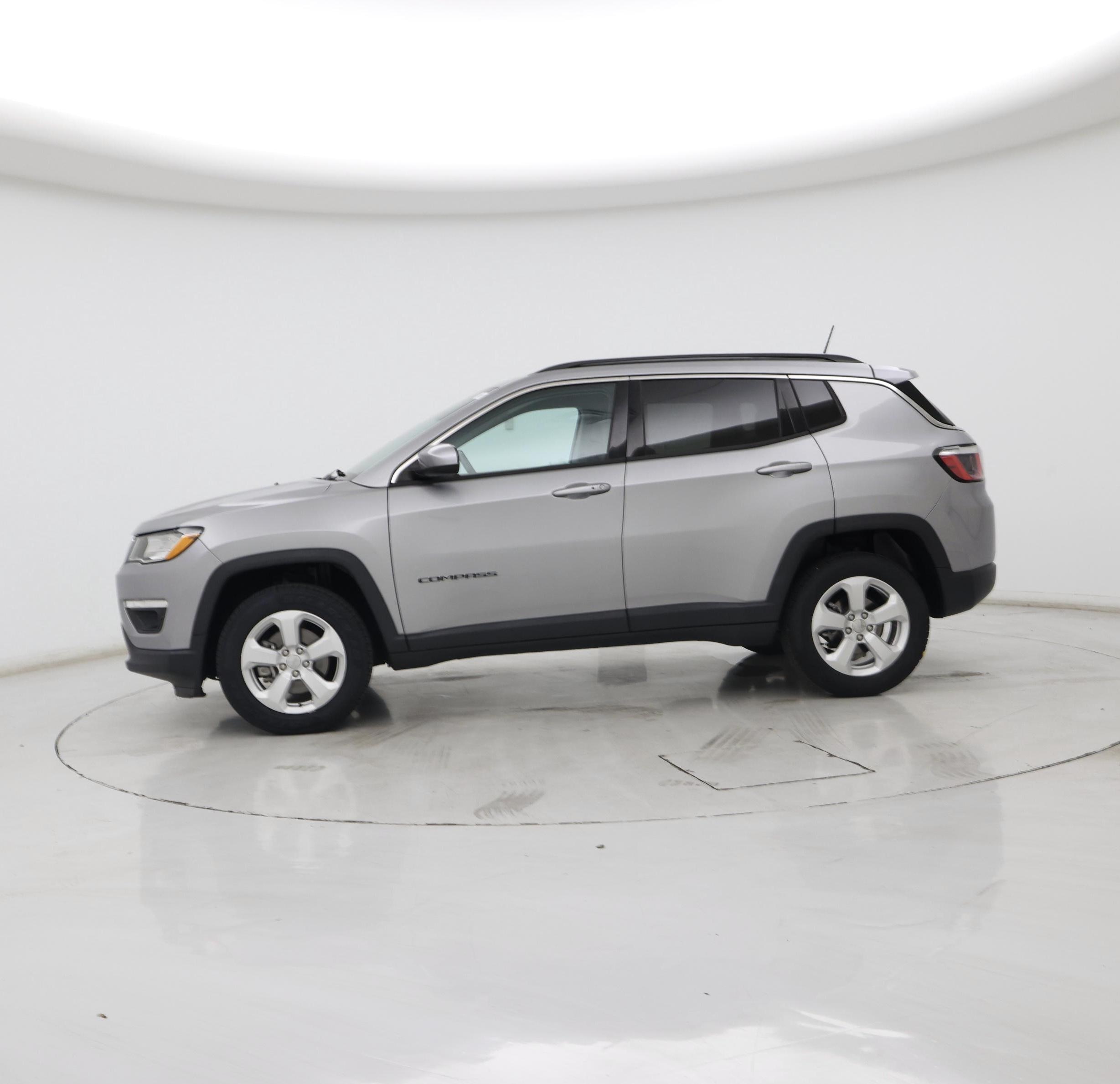 Thumbnail: 2020 Jeep Compass - 3
