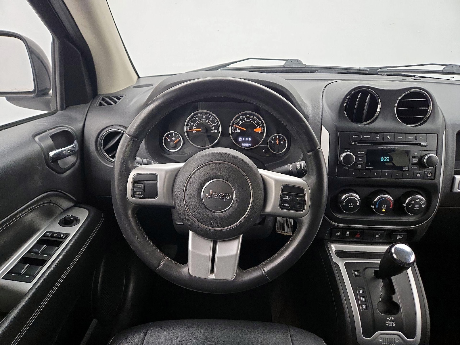 Photo 11