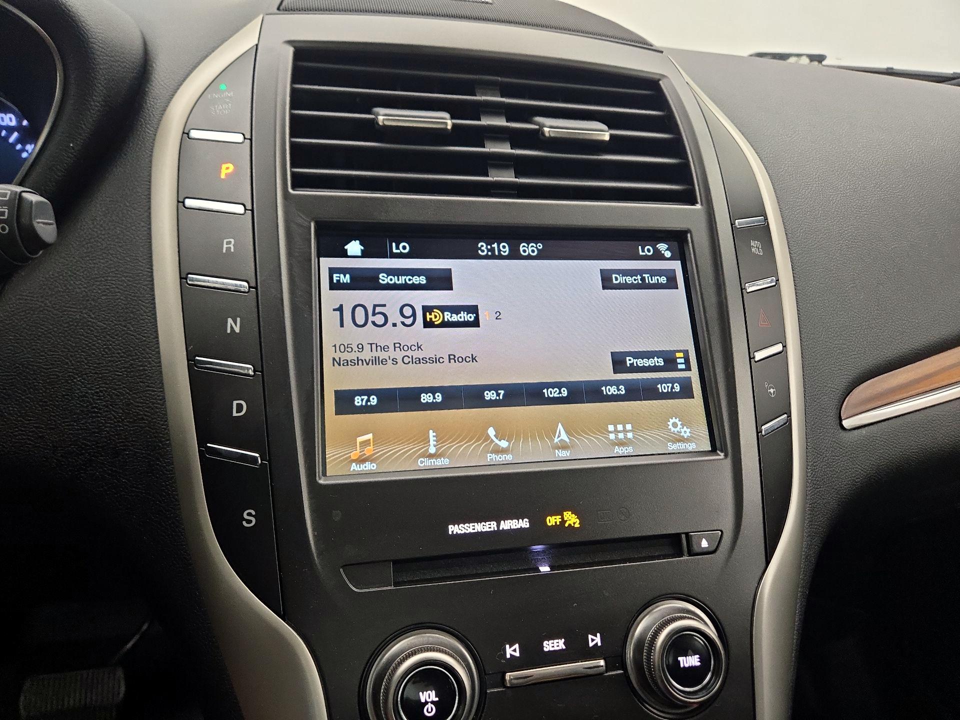 Thumbnail: 2019 Lincoln MKC - 16