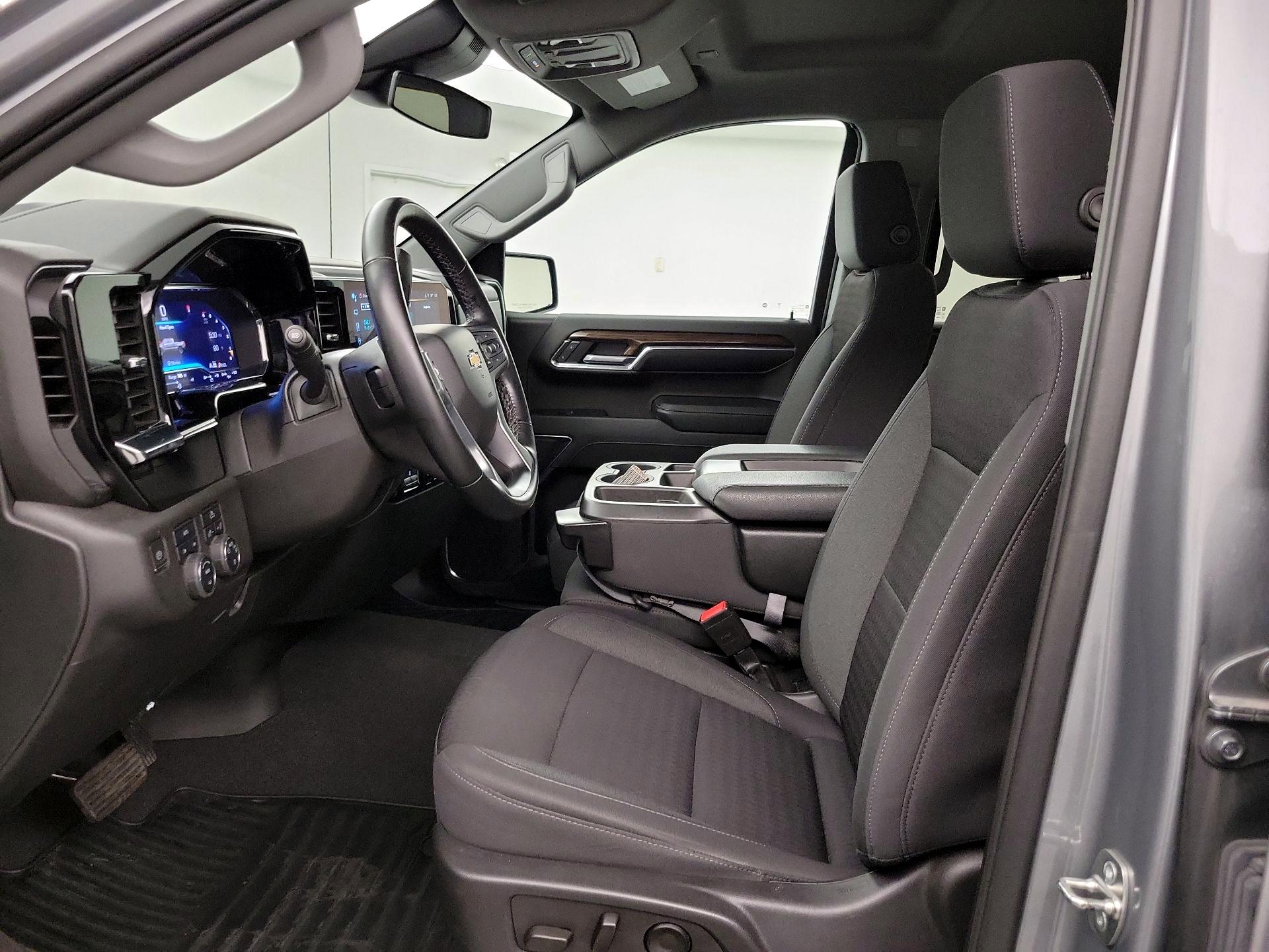 Thumbnail: 2023 Chevrolet Silverado 1500 - 11