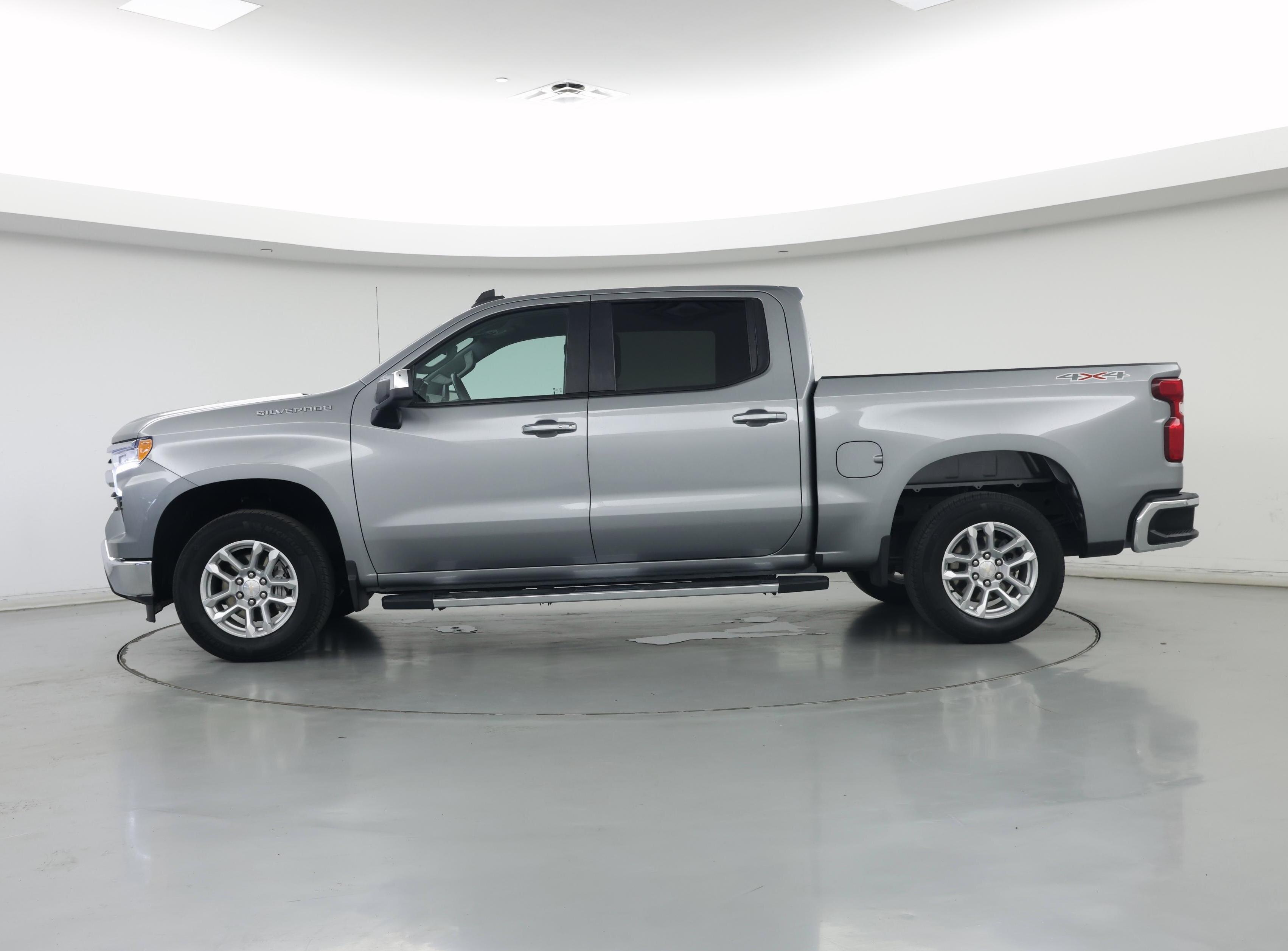 Thumbnail: 2023 Chevrolet Silverado 1500 - 3