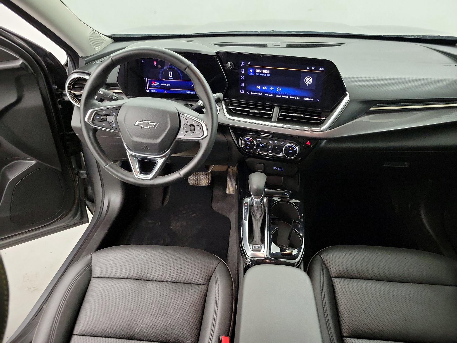 Thumbnail: 2025 Chevrolet Trax - 9
