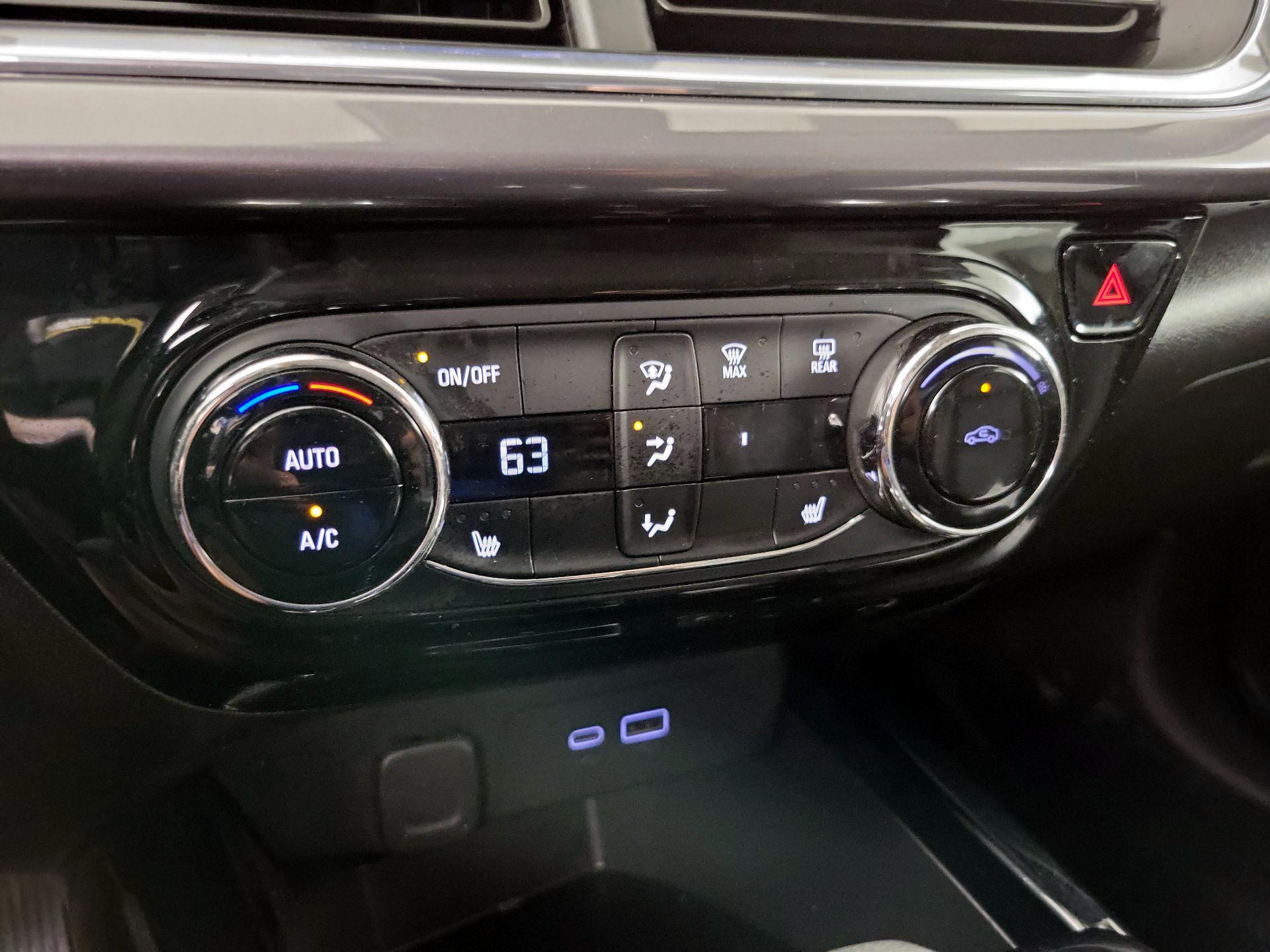 Thumbnail: 2025 Chevrolet Trax - 16