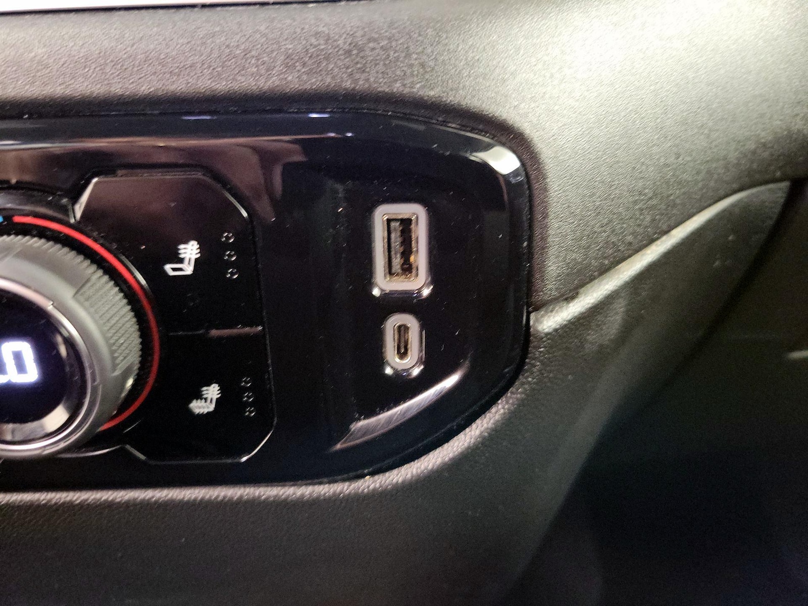2022 Chevrolet Silverado 1500 LT - Photo 18