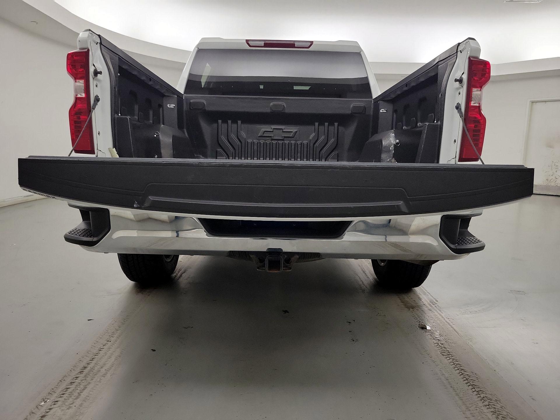 Thumbnail: 2022 Chevrolet Silverado 1500 - 19