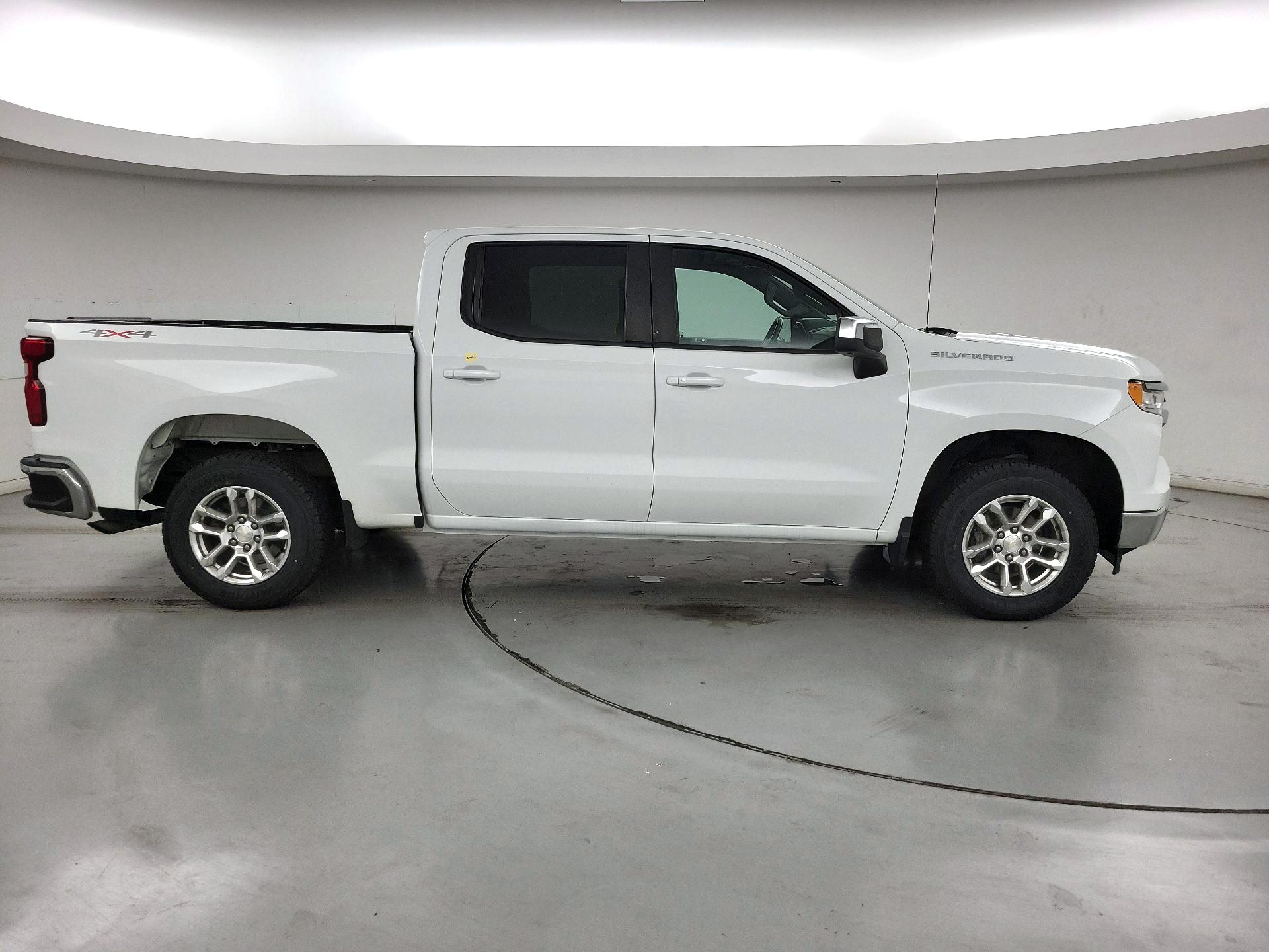 Thumbnail: 2022 Chevrolet Silverado 1500 - 4