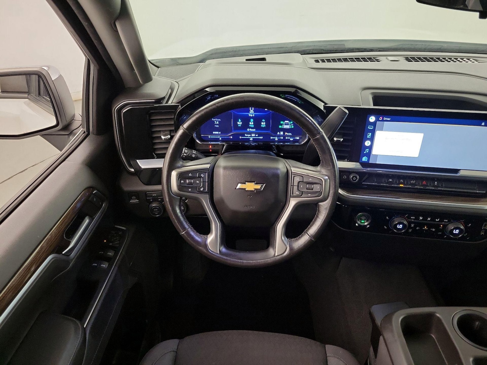 2022 Chevrolet Silverado 1500 LT - Photo 9