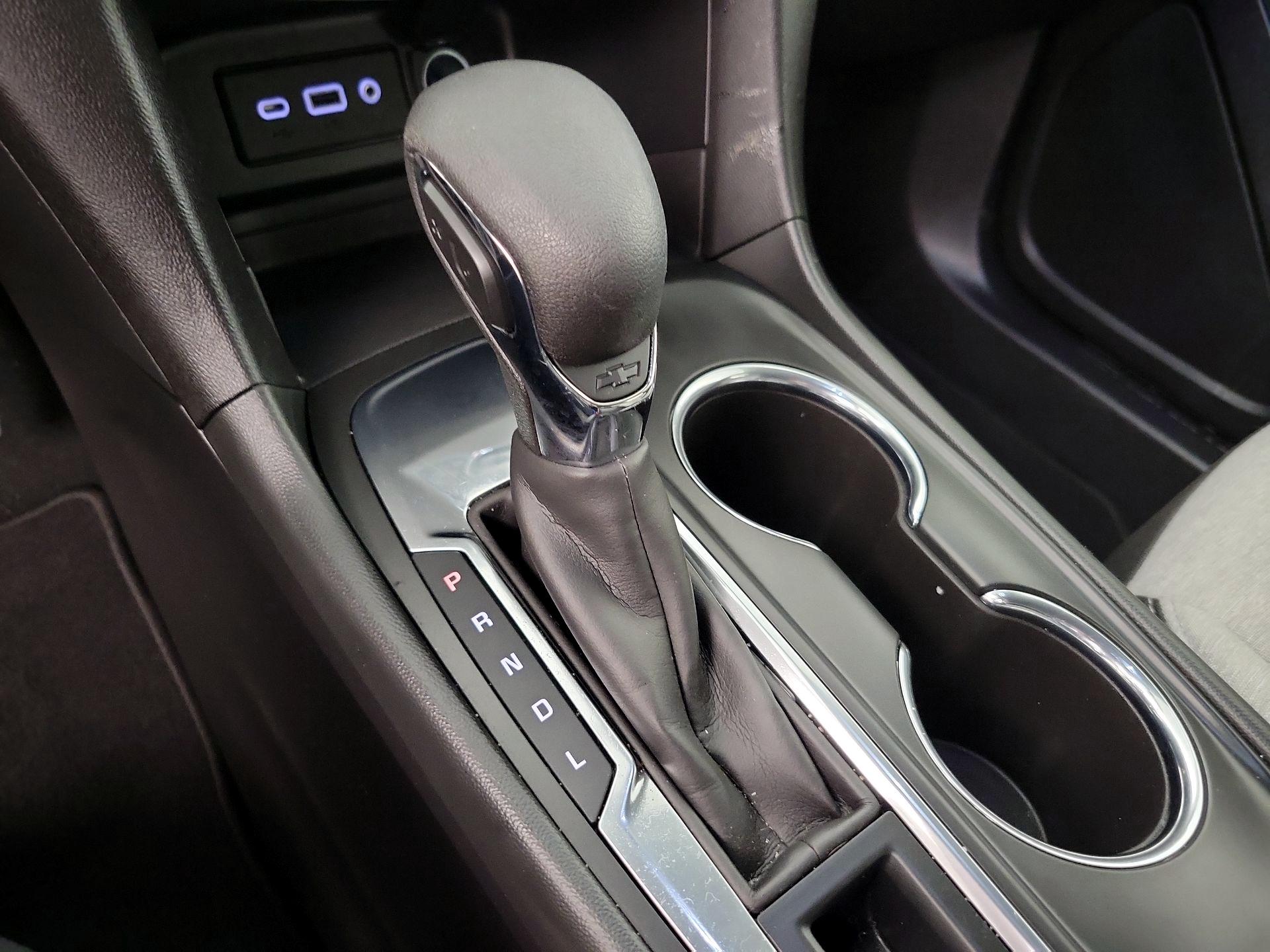 Thumbnail: 2023 Chevrolet Equinox - 18