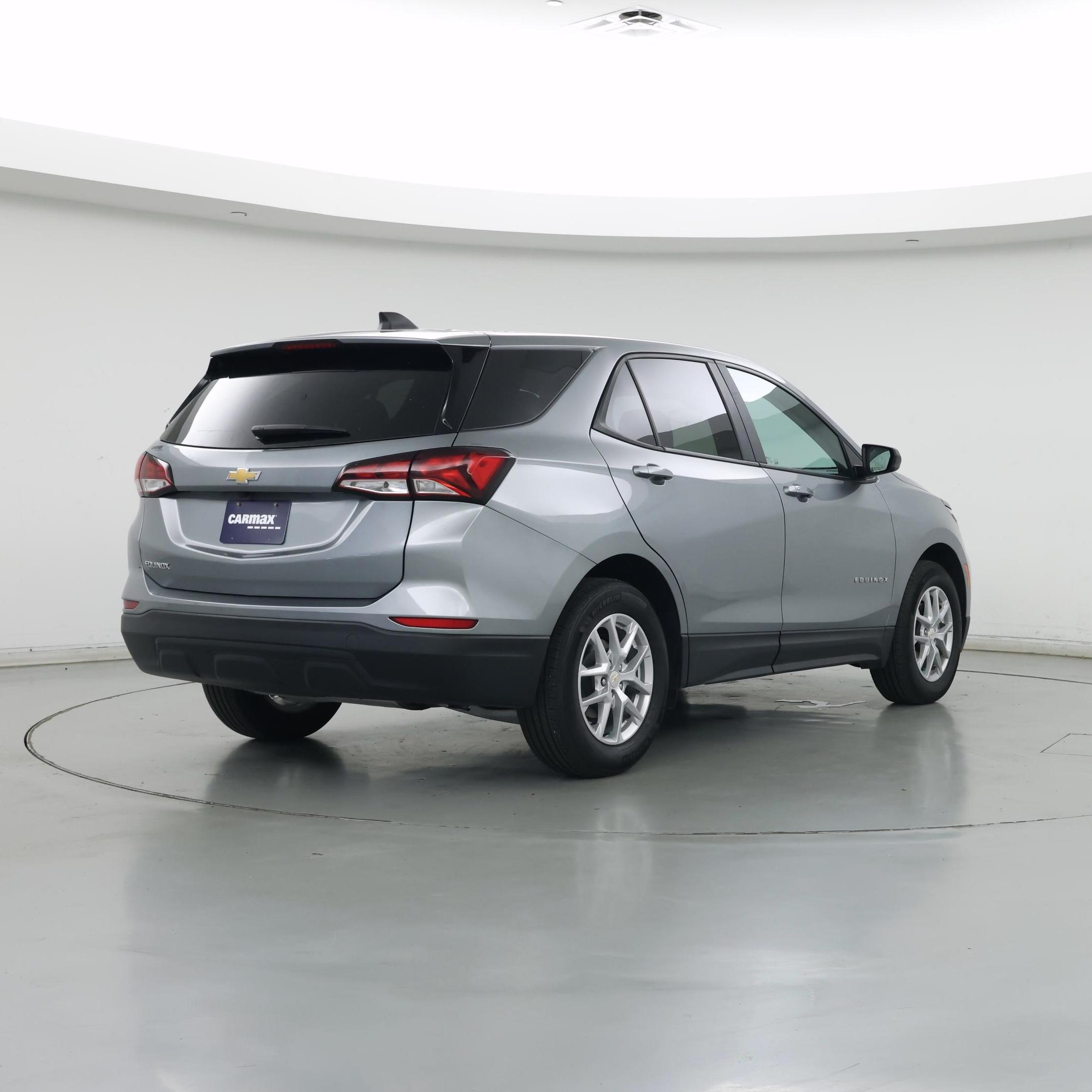 Thumbnail: 2023 Chevrolet Equinox - 8