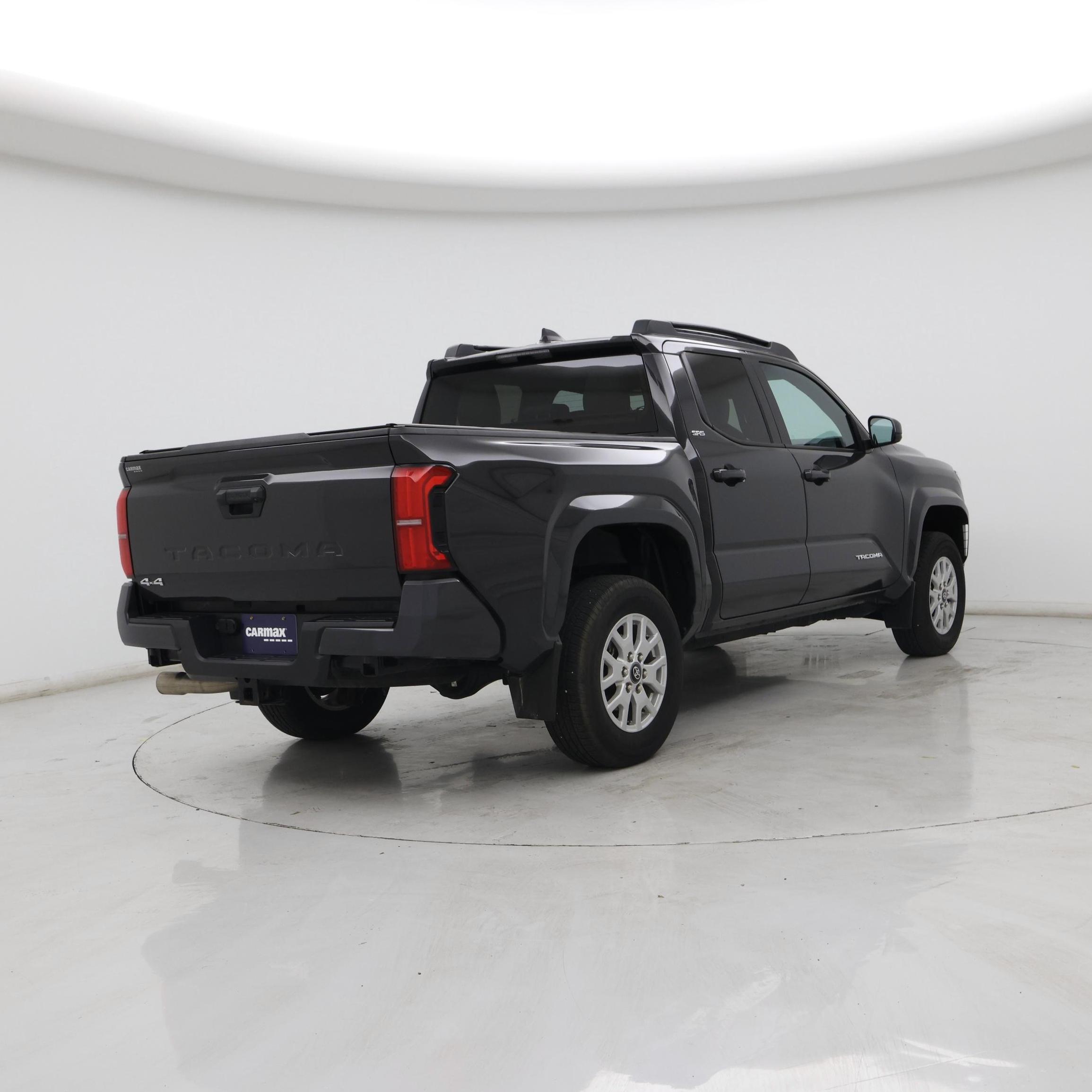 Thumbnail: 2024 Toyota Tacoma - 8