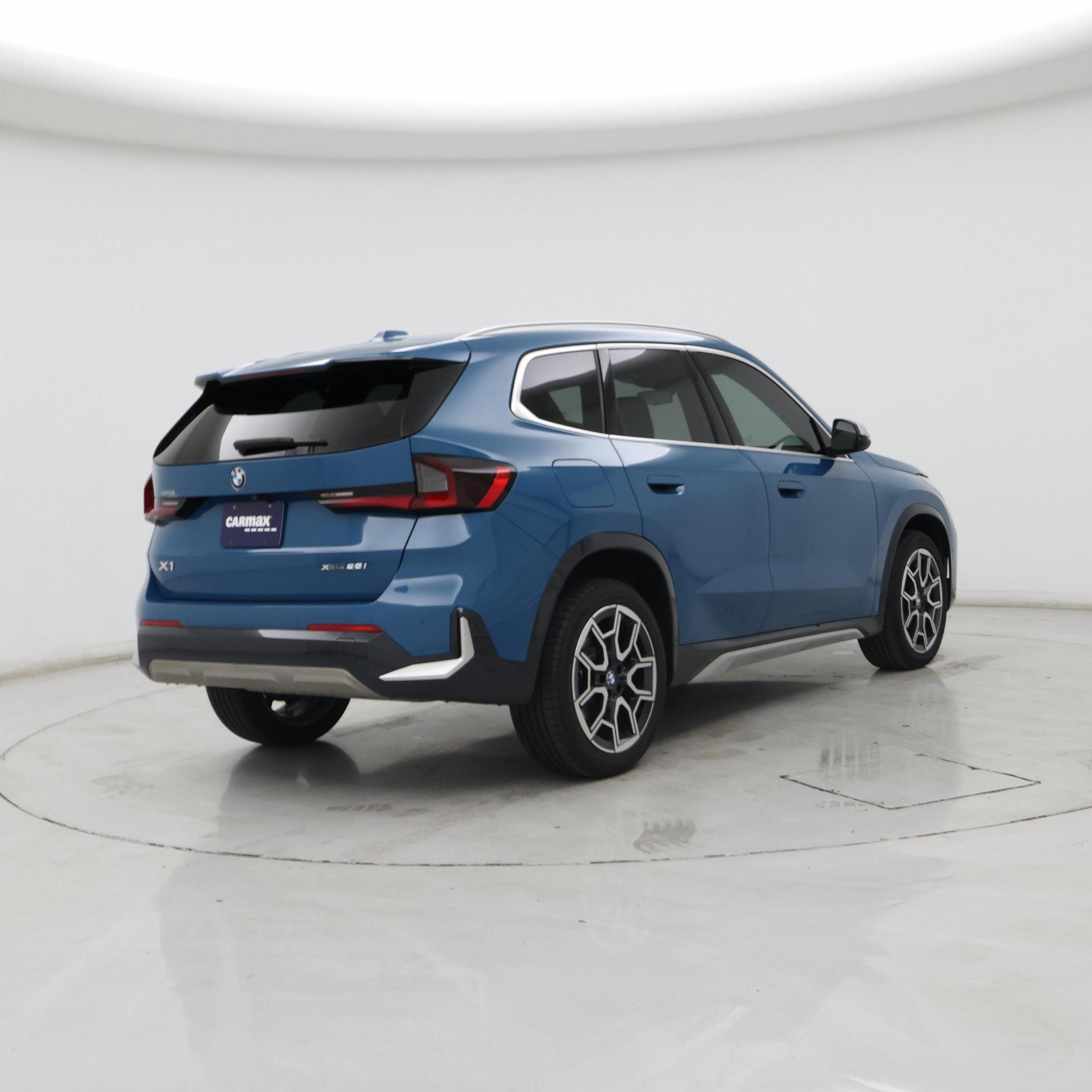 Thumbnail: 2024 BMW X1 - 8