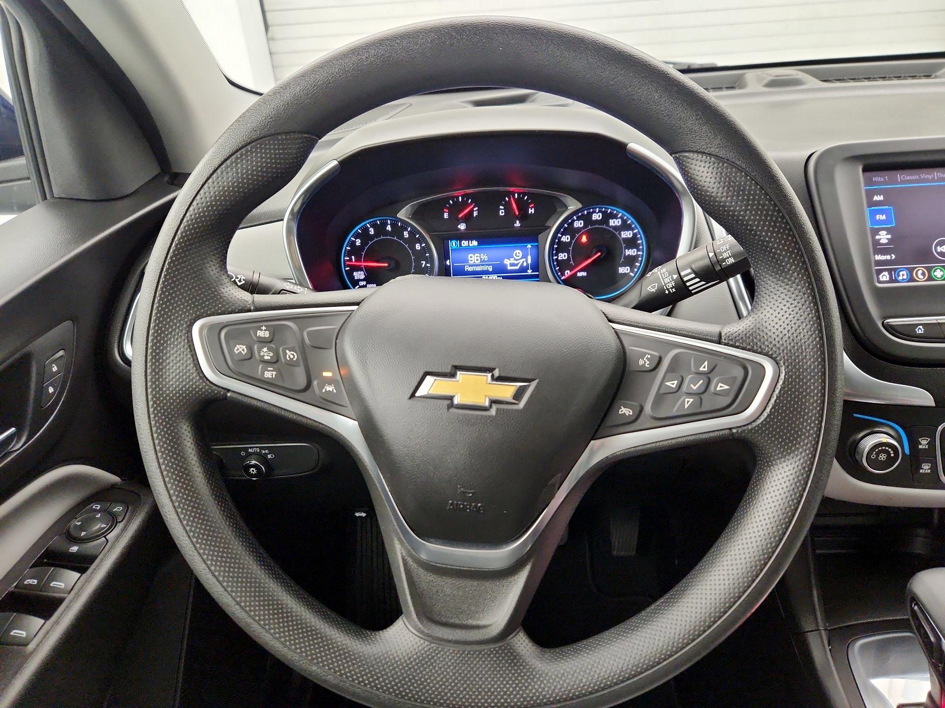 Thumbnail: 2022 Chevrolet Equinox - 10