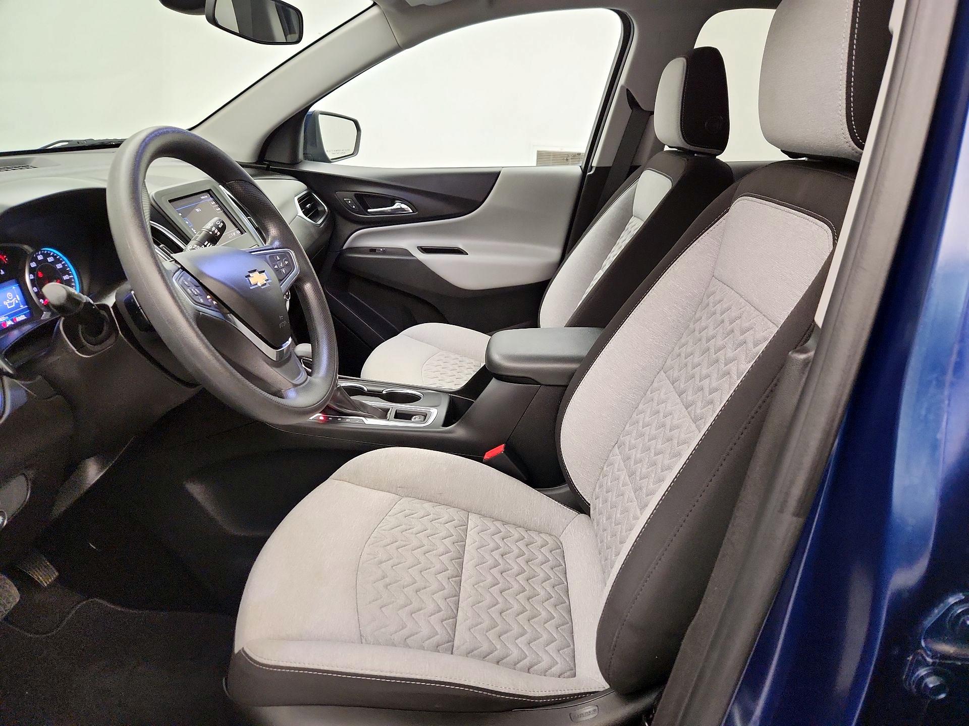Thumbnail: 2022 Chevrolet Equinox - 11