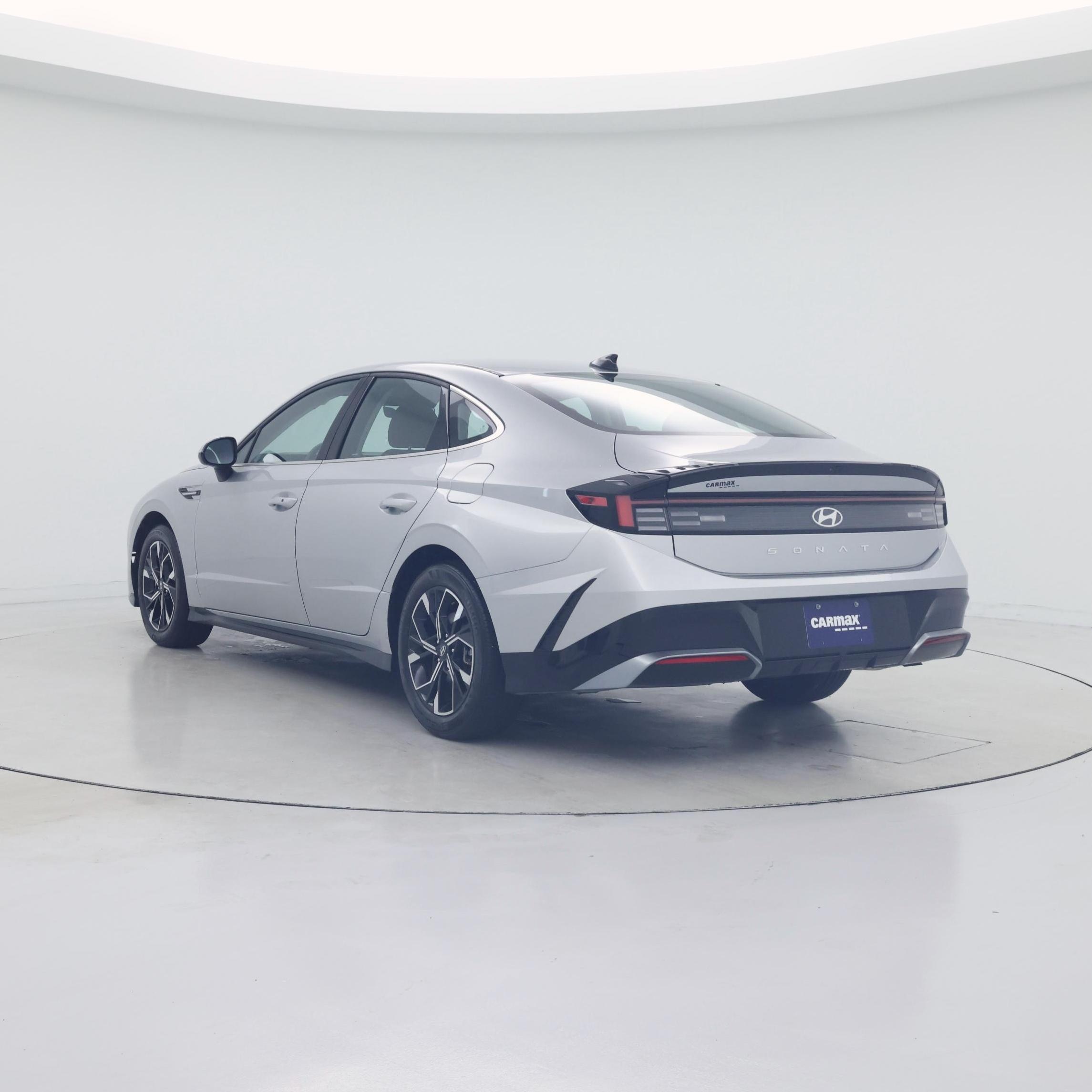 Thumbnail: 2024 Hyundai Sonata - 2