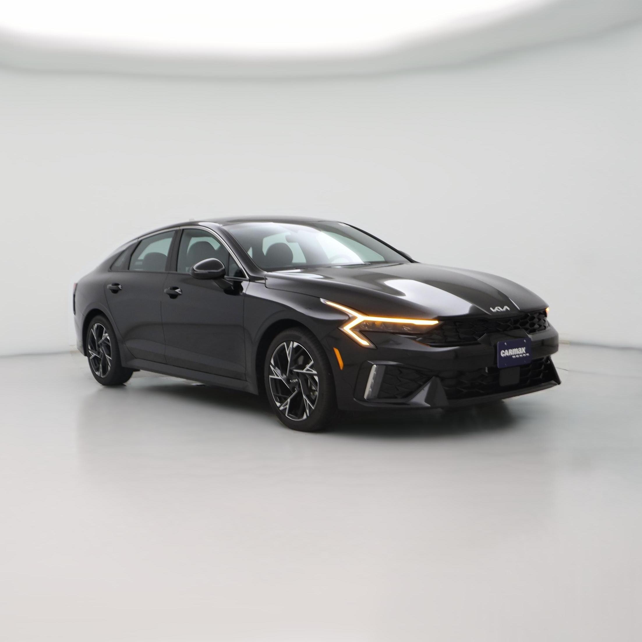 Thumbnail: 2025 Kia K5 - 1