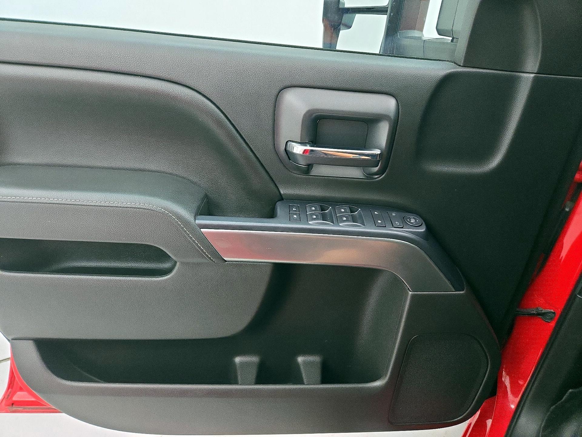 Thumbnail: 2016 Chevrolet Silverado 2500 - 12