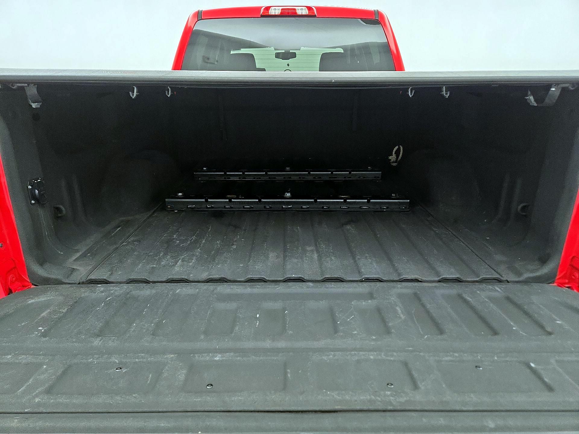 Thumbnail: 2016 Chevrolet Silverado 2500 - 20