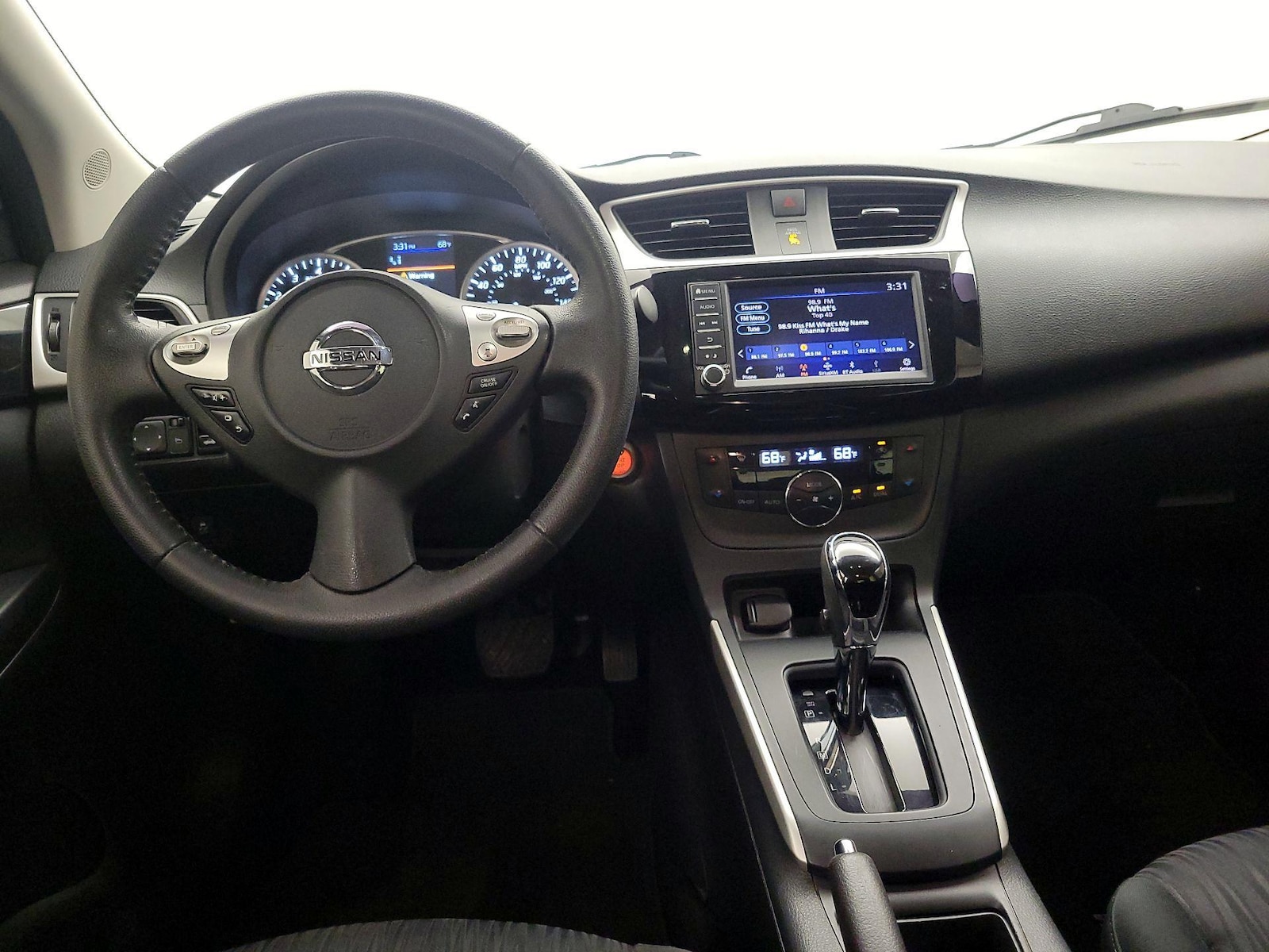 2019 Nissan Sentra SV - Photo 10