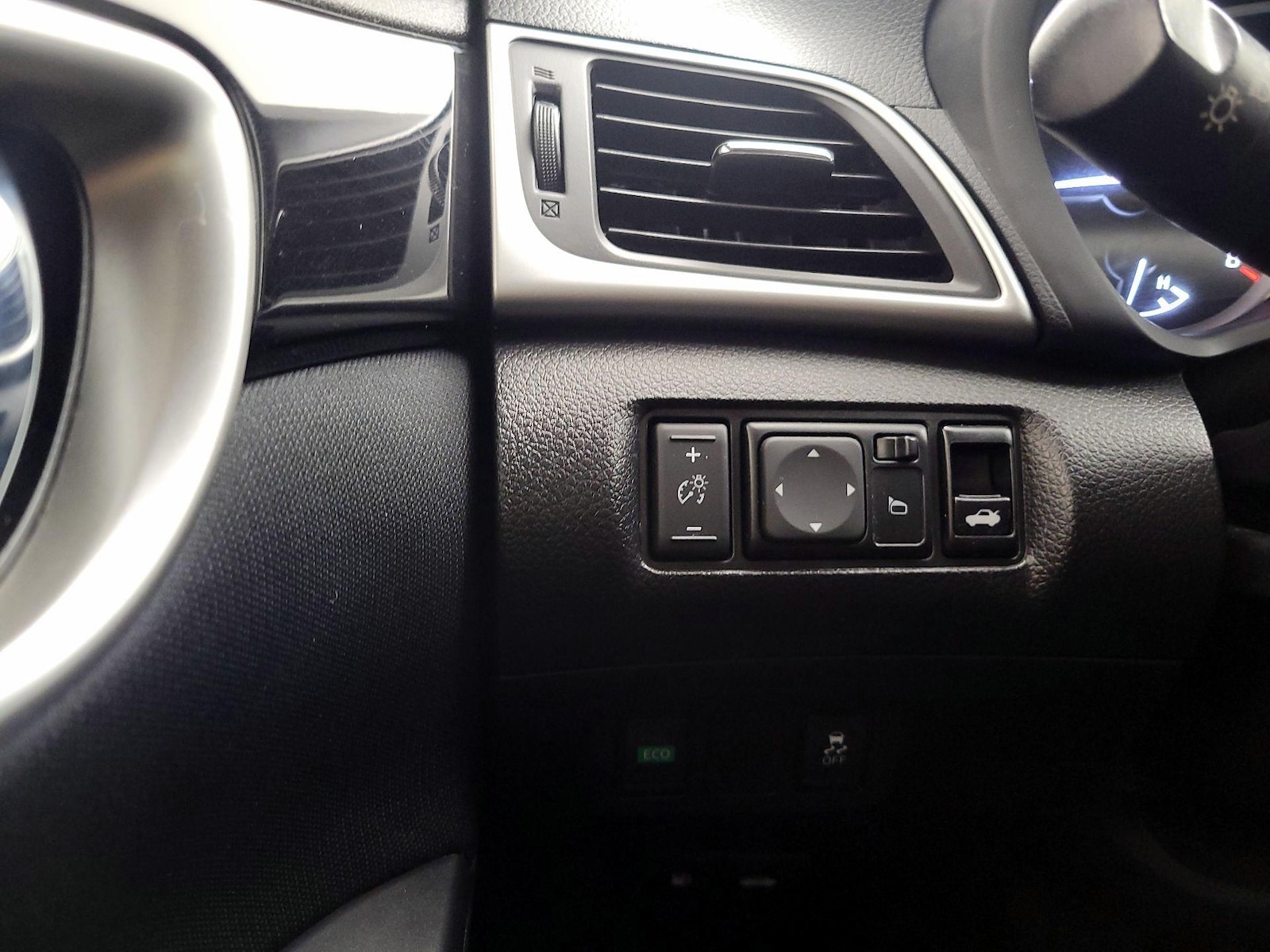 2019 Nissan Sentra SV - Photo 14