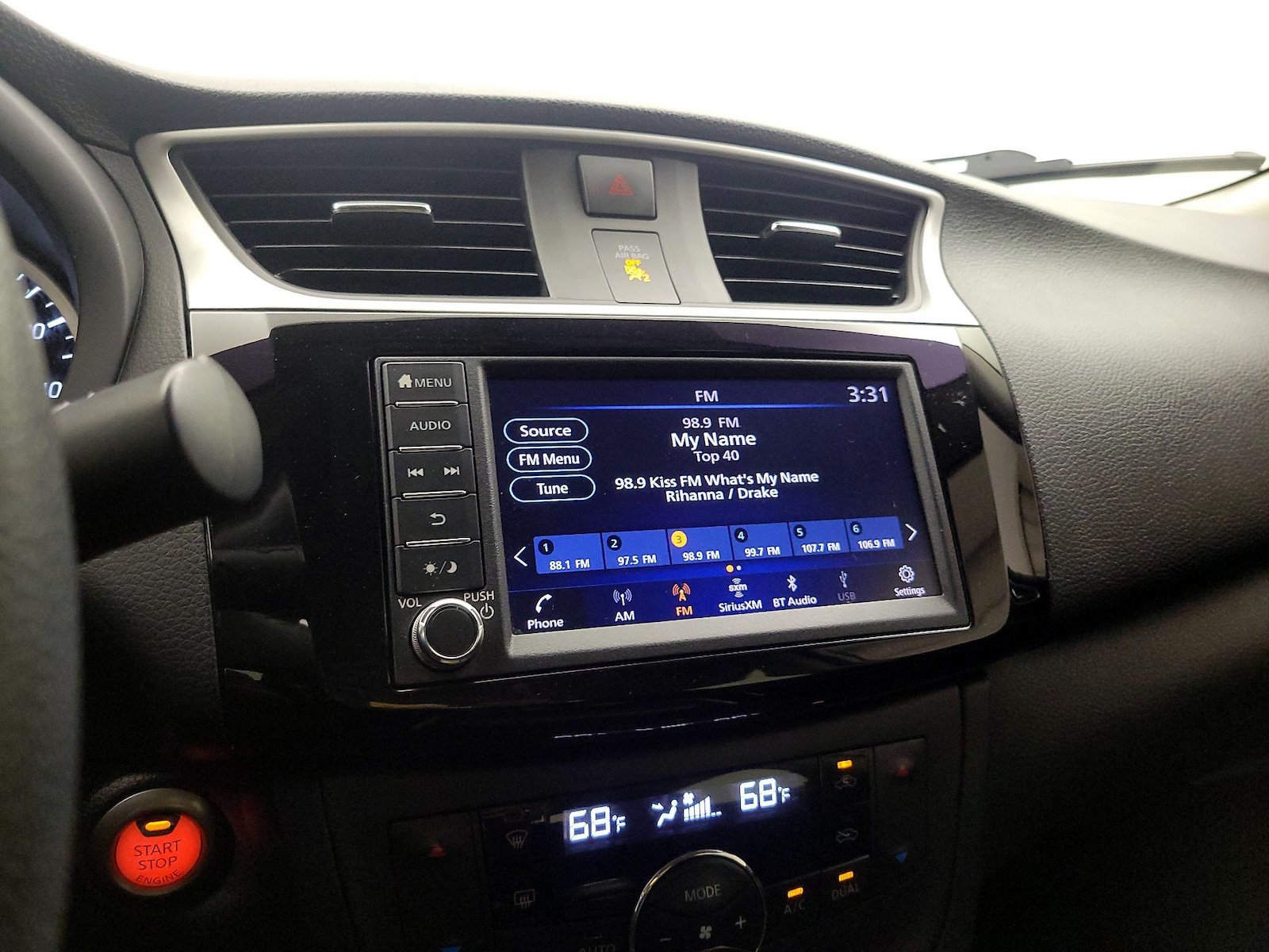 2019 Nissan Sentra SV - Photo 16